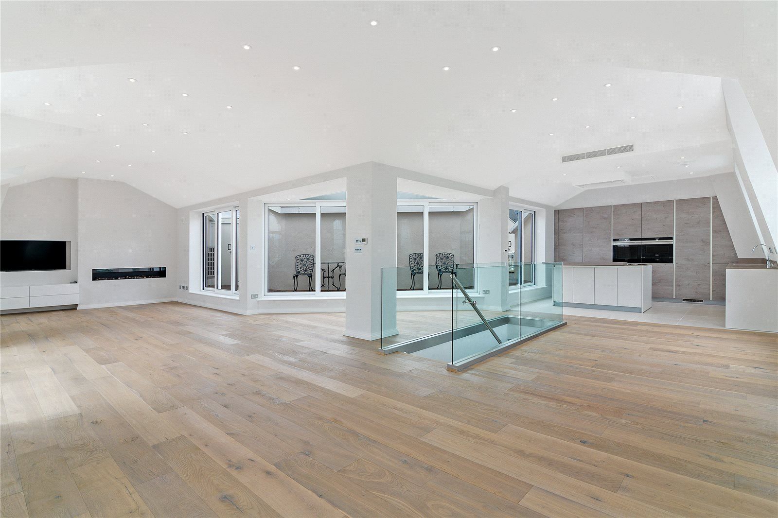 4 bed flat to rent in Chelsea Harbour, Chelsea, London SW10 Zoopla