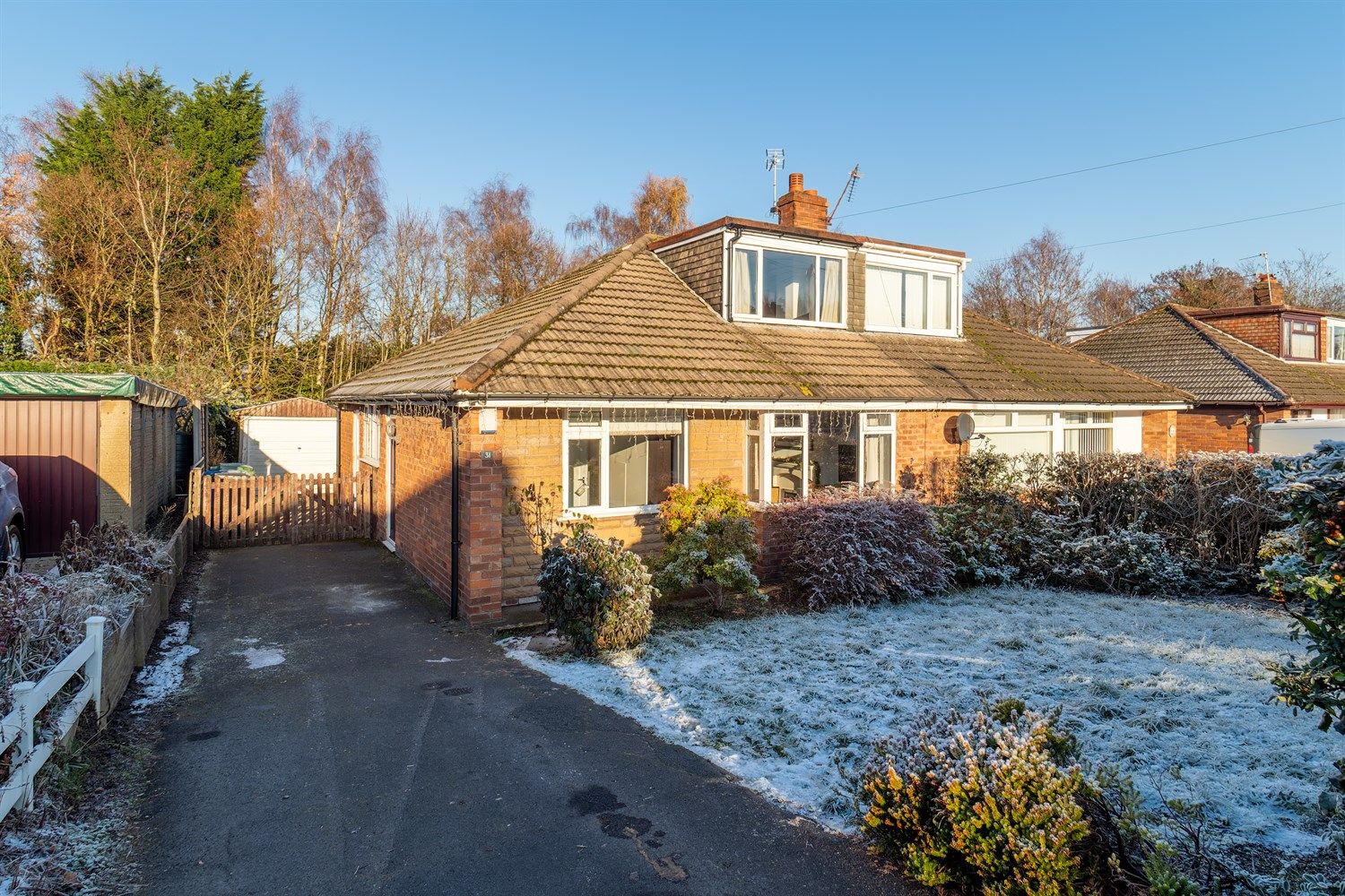 3 bed semidetached bungalow for sale in Statham Avenue, Lymm WA13 Zoopla
