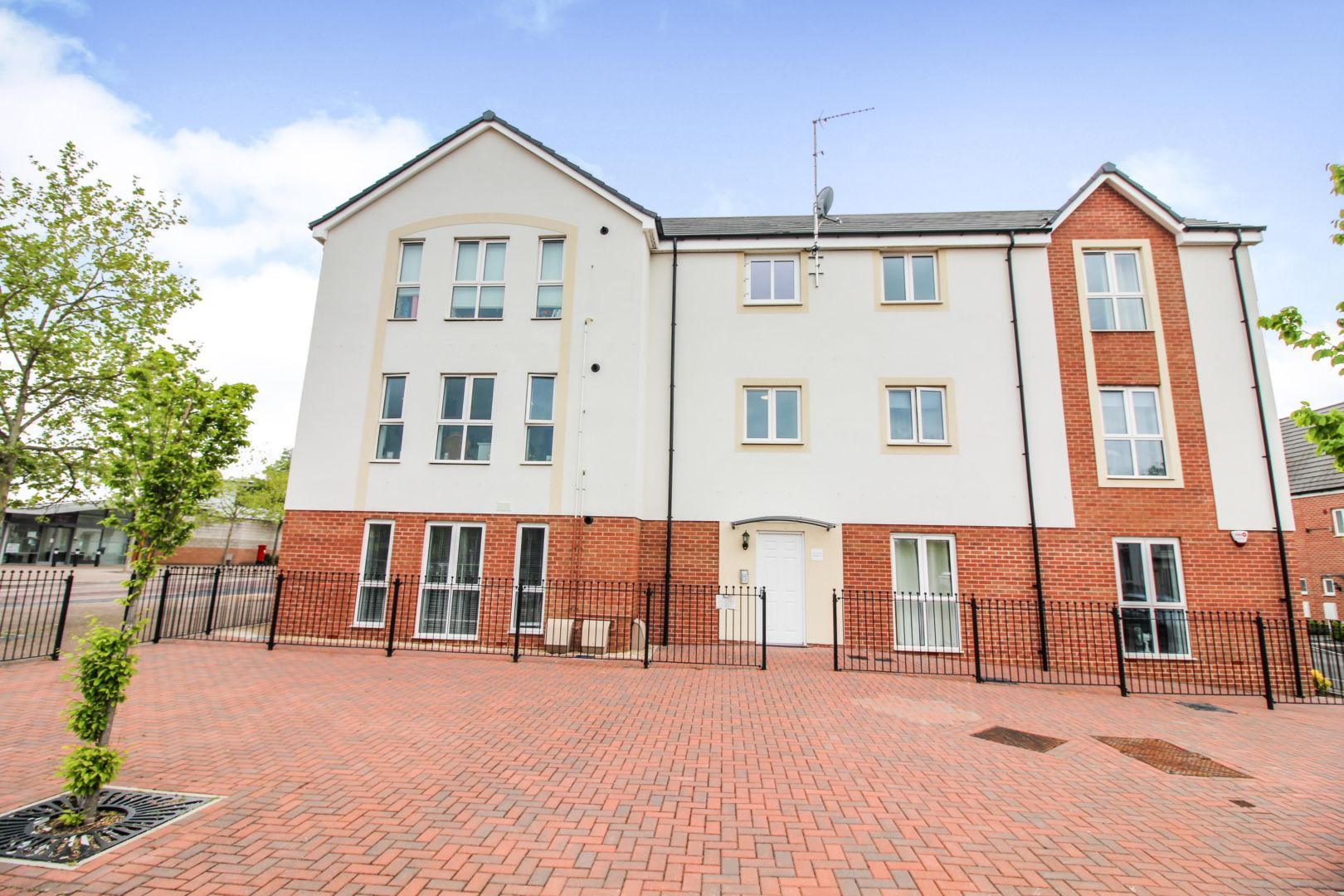 1 Kenney Street, Bristol BS13  