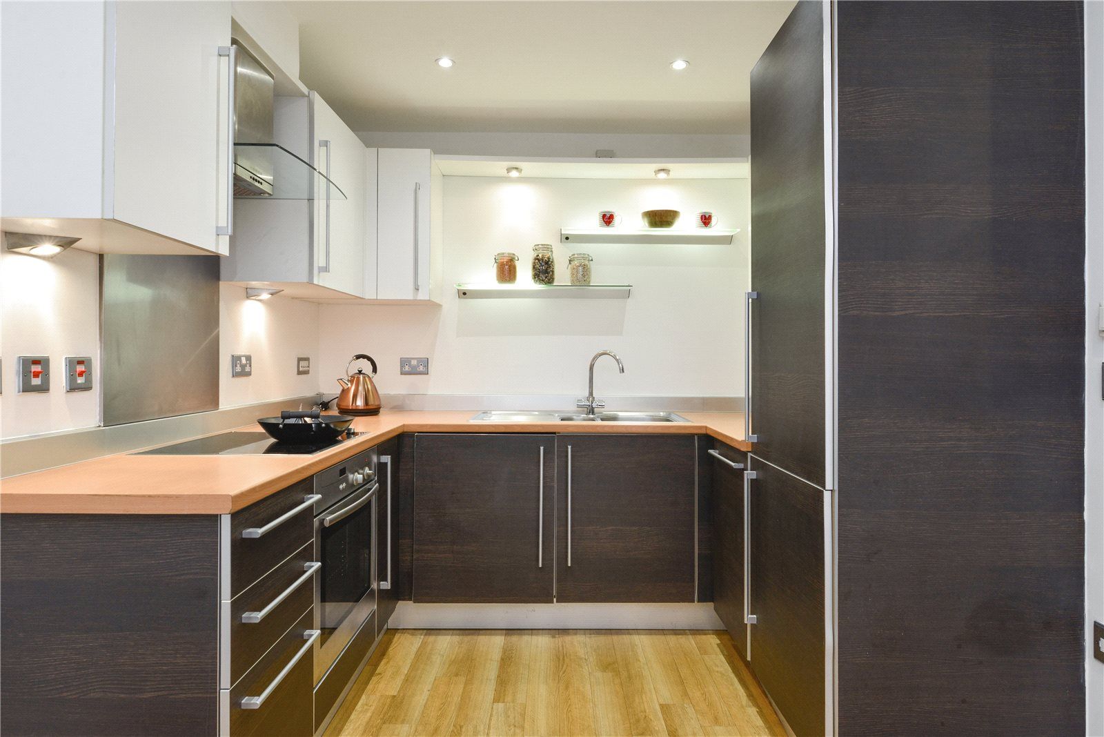 Abbots Yard, Walnut Tree Close, Guildford, Surrey GU1  