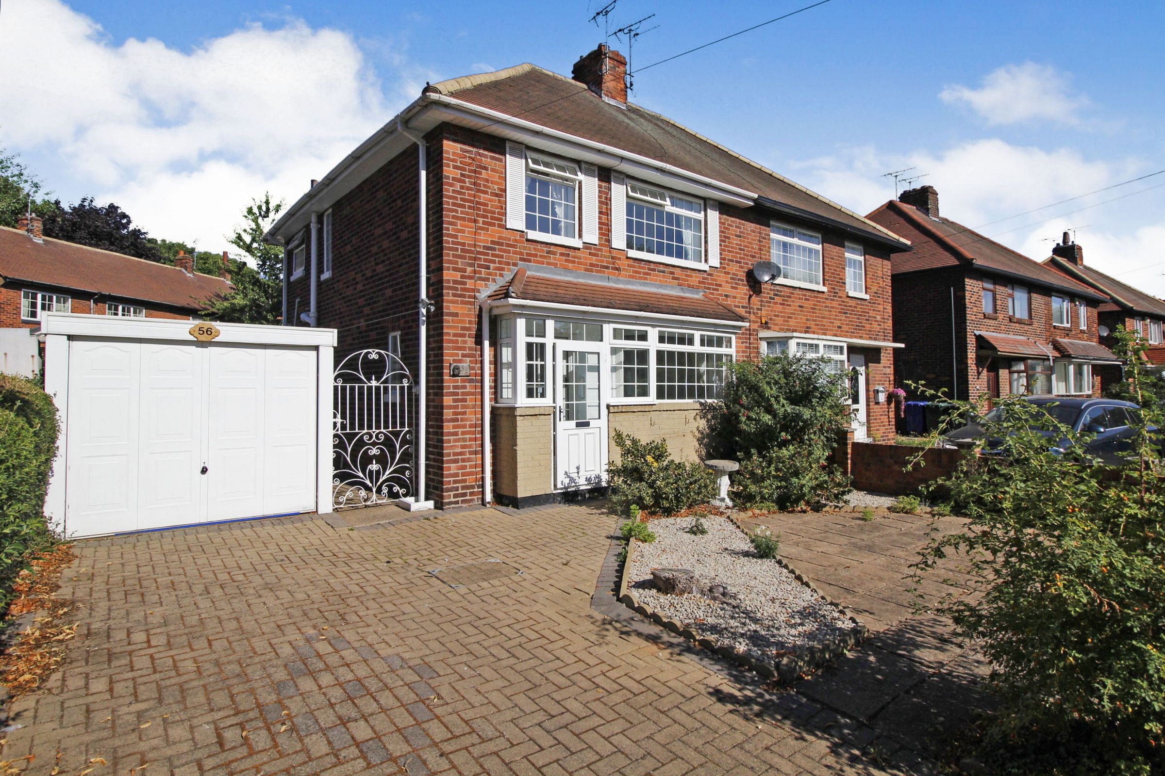 3 bed semidetached house for sale in St. Vincent Avenue, Woodlands