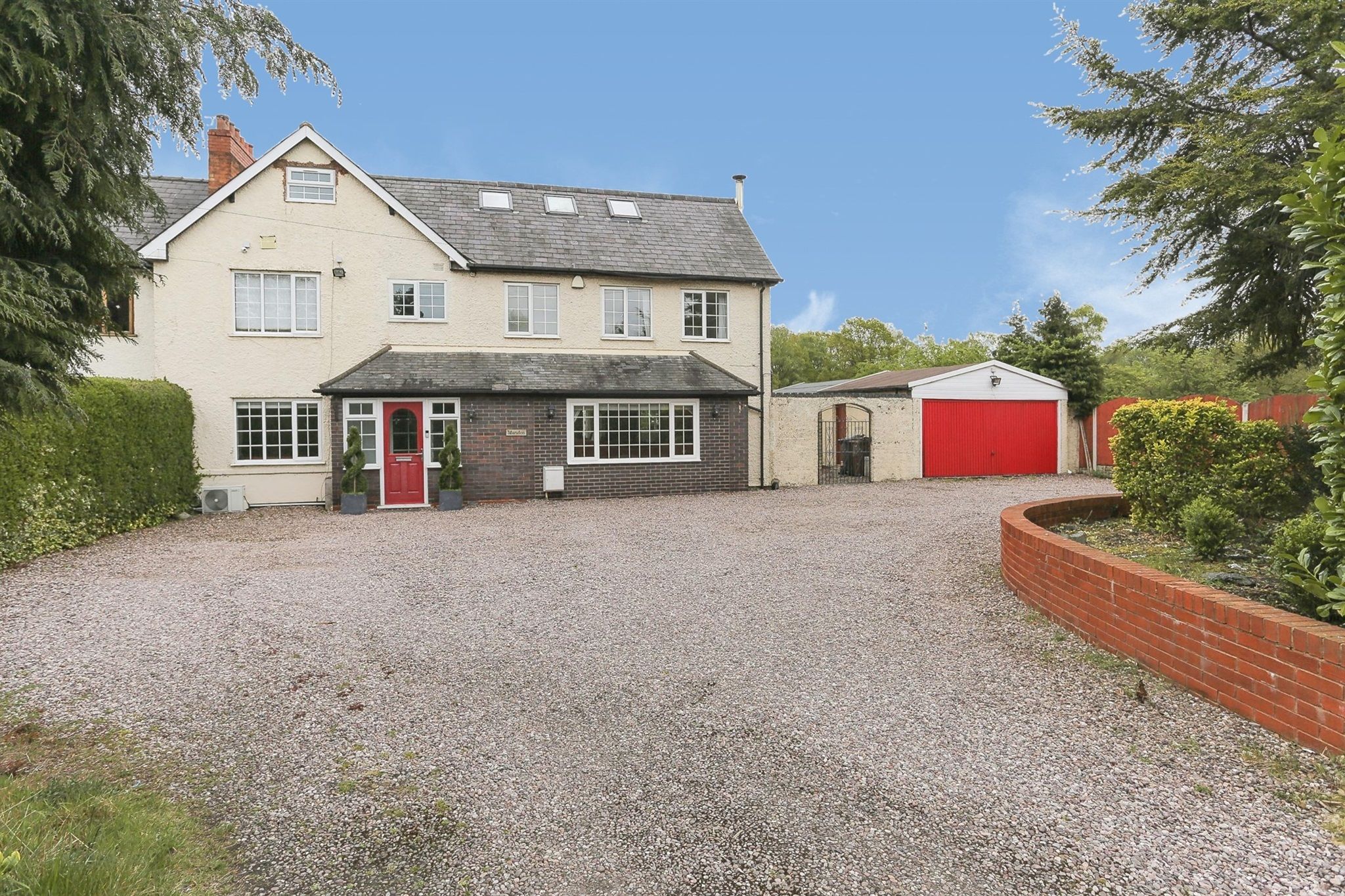 5 bed semidetached house for sale in Bickenhill Lane, Birmingham B37