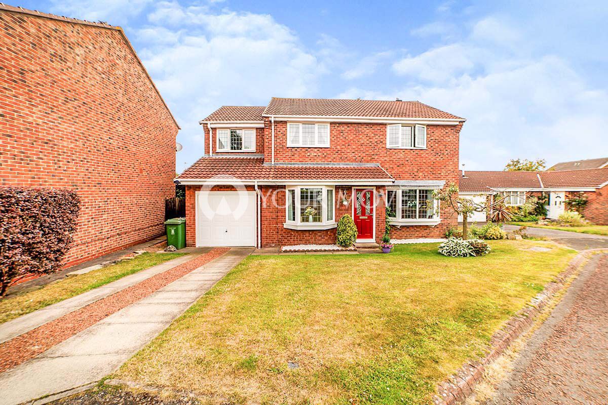 4 bed detached house for sale in Fernlea Gardens, Crawcrook Ryton, Tyne
