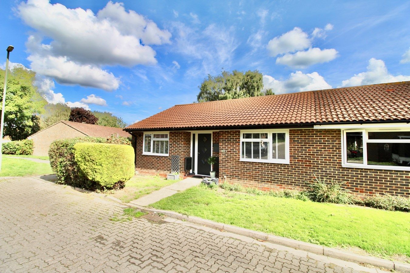 2 bed bungalow for sale in Carpenter Close, Lymington SO41 Zoopla