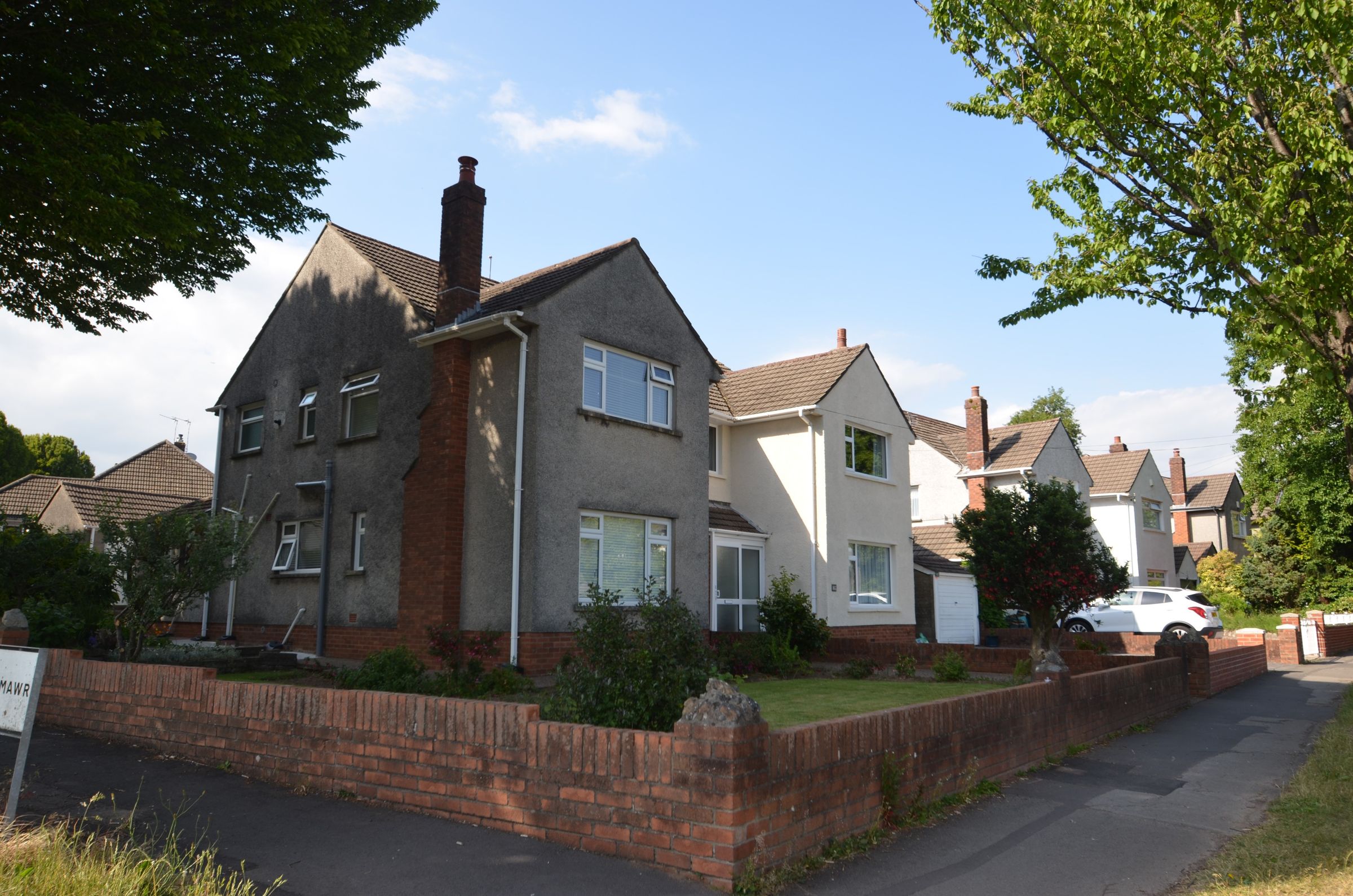 3 bed semidetached house to rent in Heol Llanishen Fach, Cardiff CF14