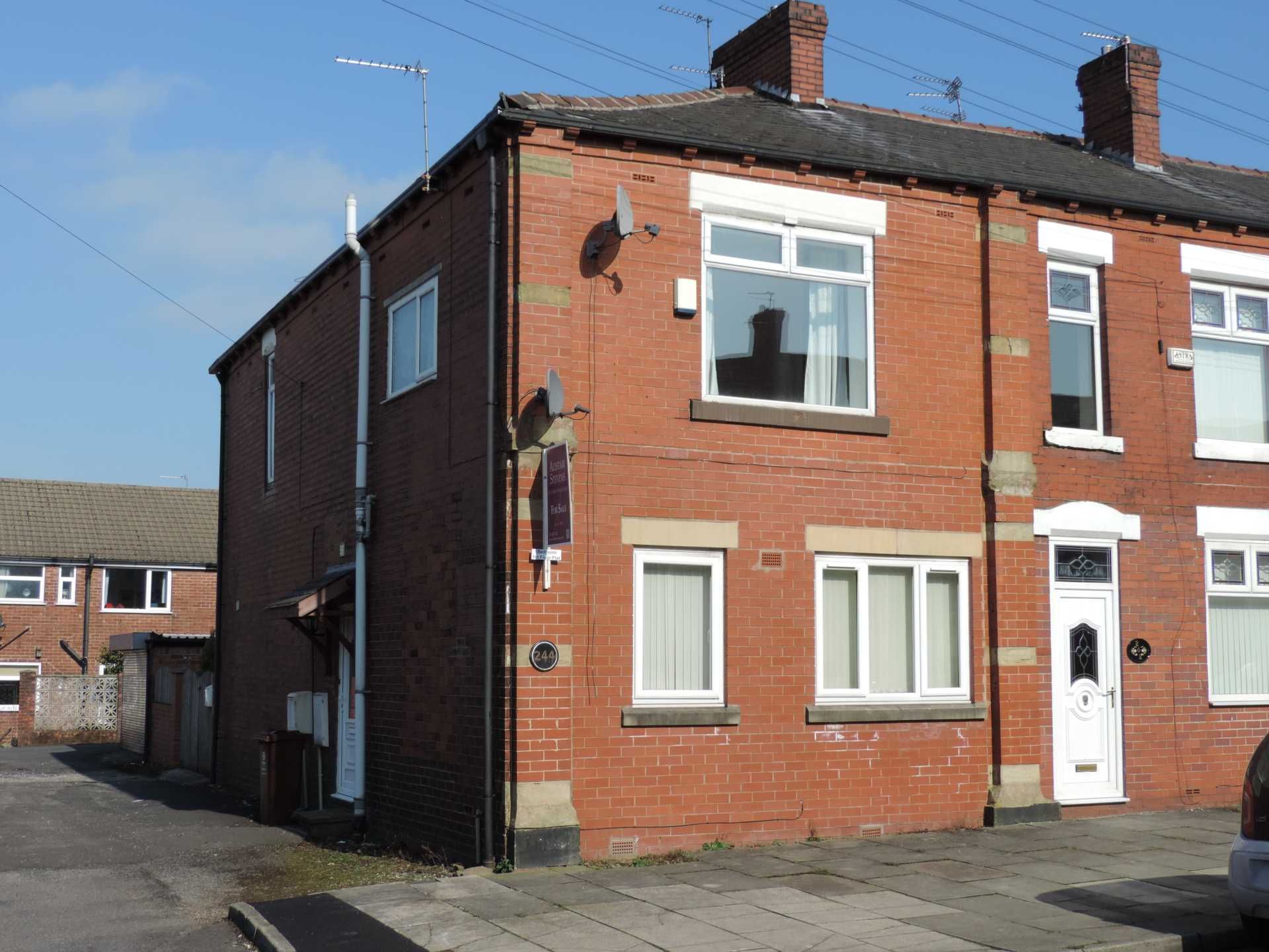 1 bed flat to rent in Turf Lane, Royton, Oldham OL2 Zoopla
