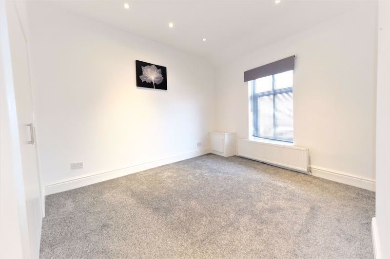 2 bed flat to rent in Chorley Road, Swinton, Manchester M27 Zoopla