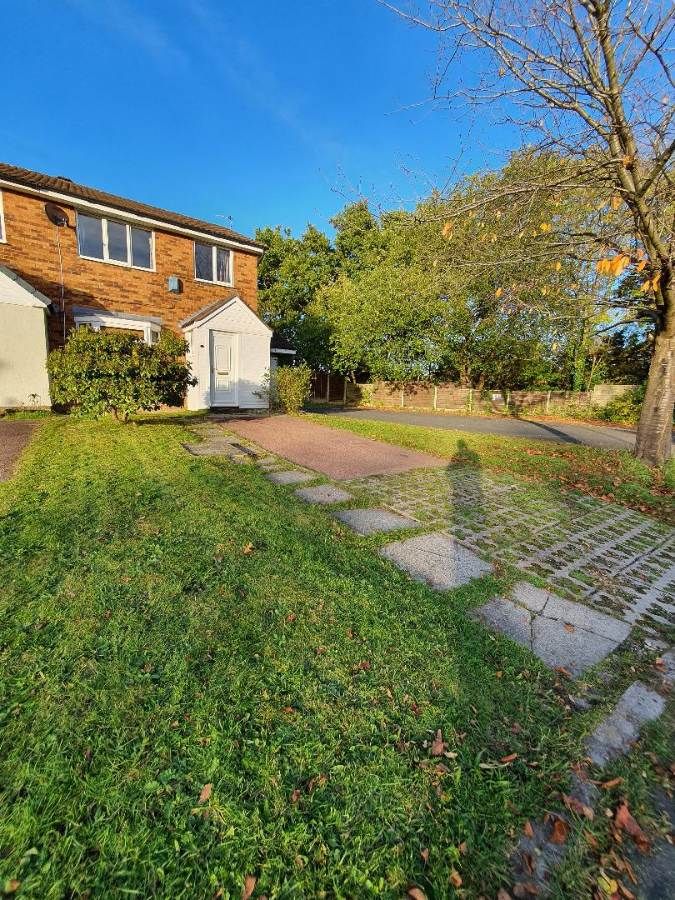 3 bed semidetached house to rent in Gorsefield Hey, Wilmslow SK9 Zoopla