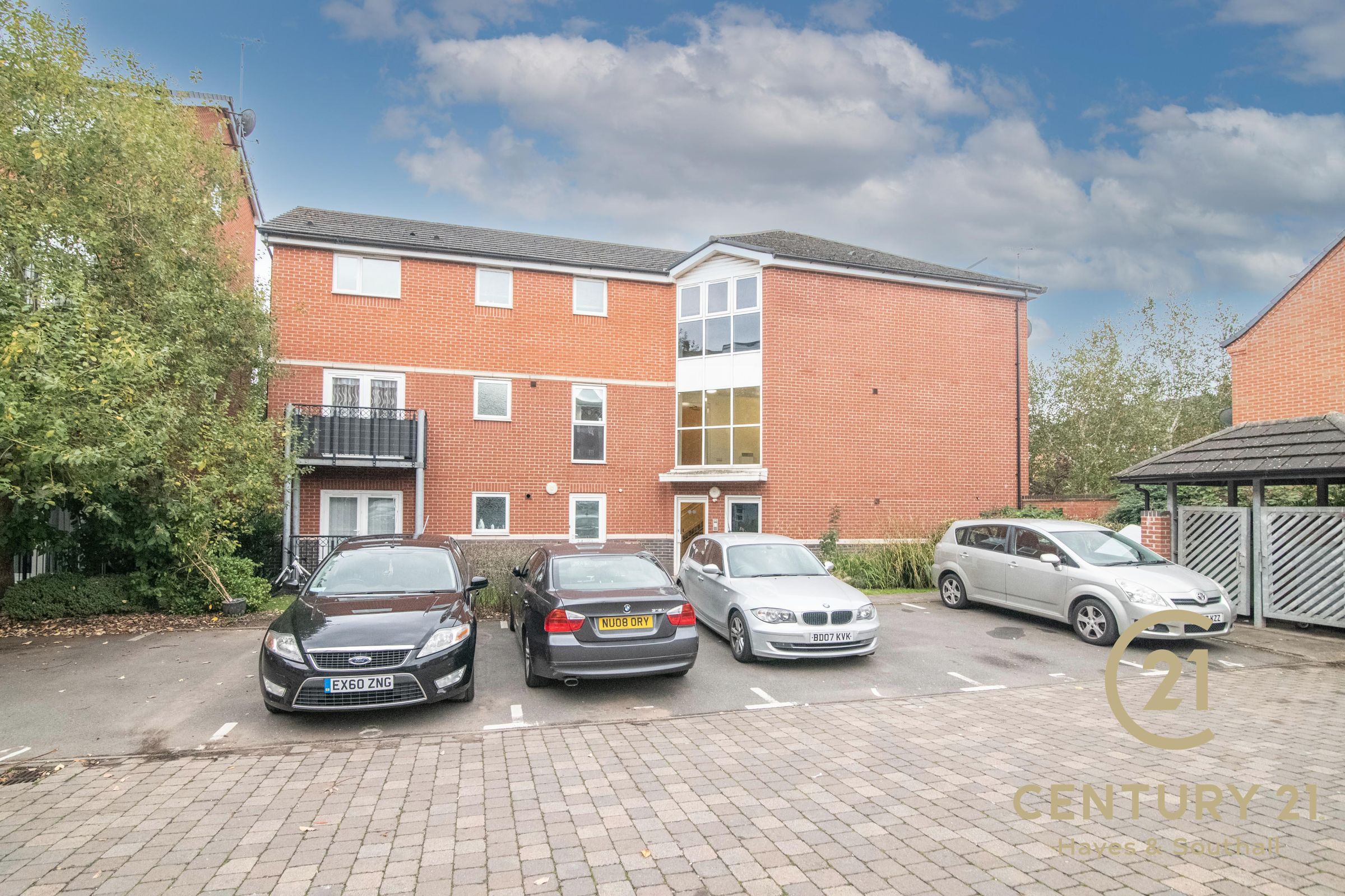 2 bed flat for sale in Kinsey Road, Edgbaston, Birmingham B66 Zoopla