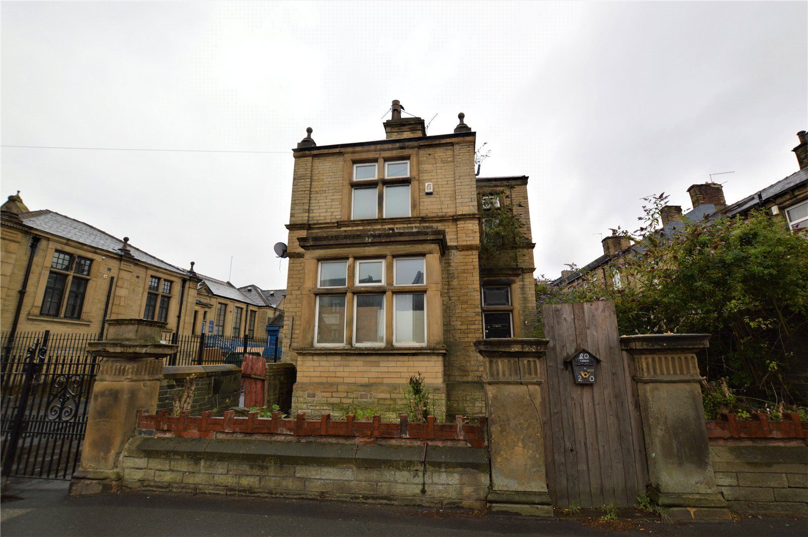 2 bed detached house for sale in Cross Lane, Bradford, West Yorkshire