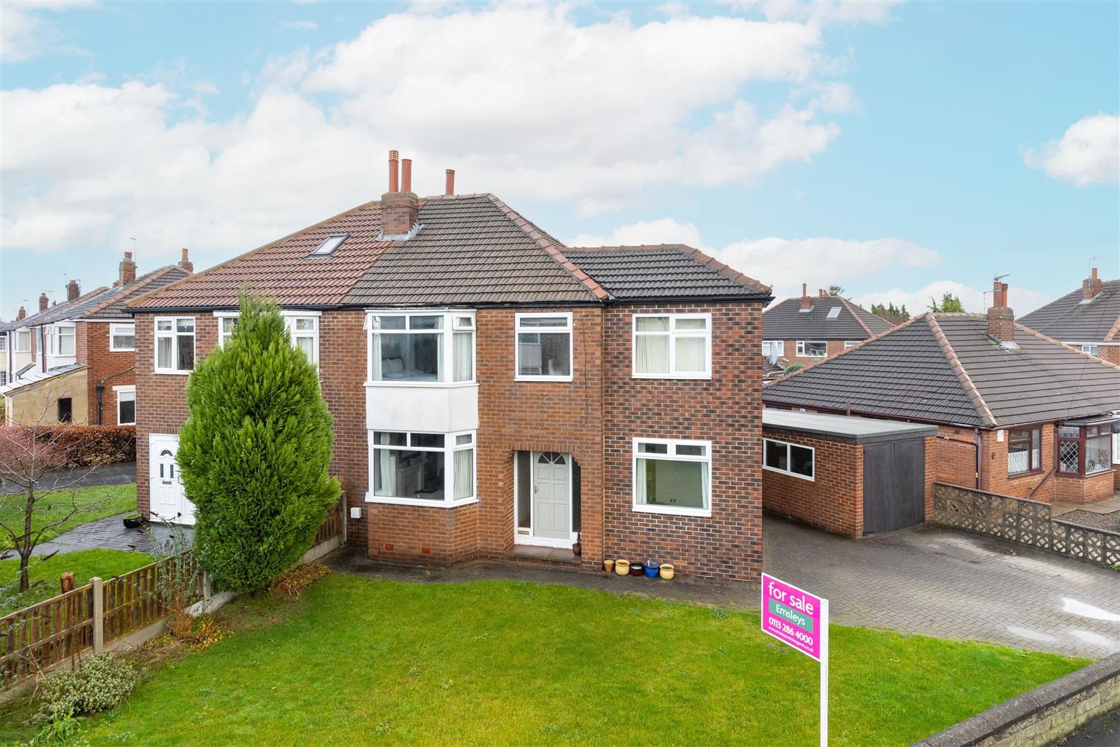 4 bed semidetached house for sale in Lowther Grove, Garforth, Leeds LS25 Zoopla