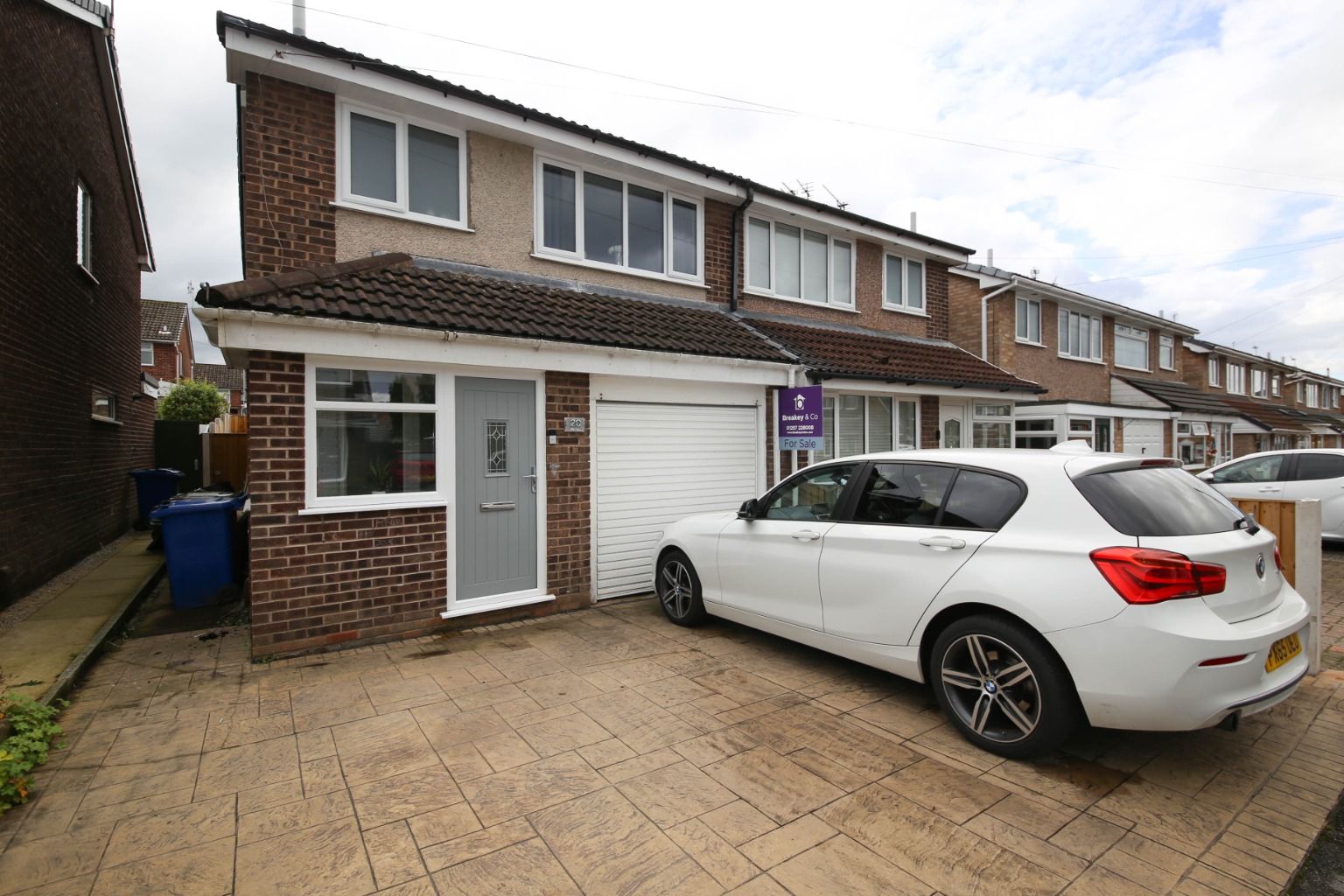 3 bed semidetached house for sale in Ash Close, Appley Bridge, Wigan
