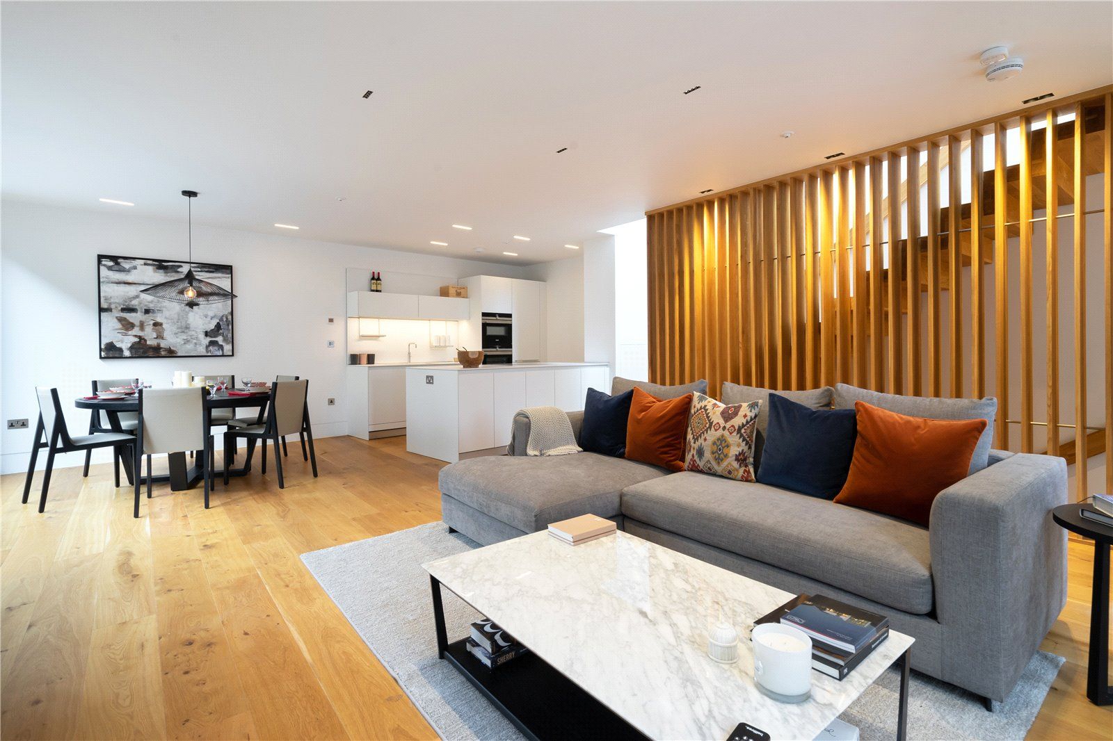 Hippodrome Place, Holland Park W11  