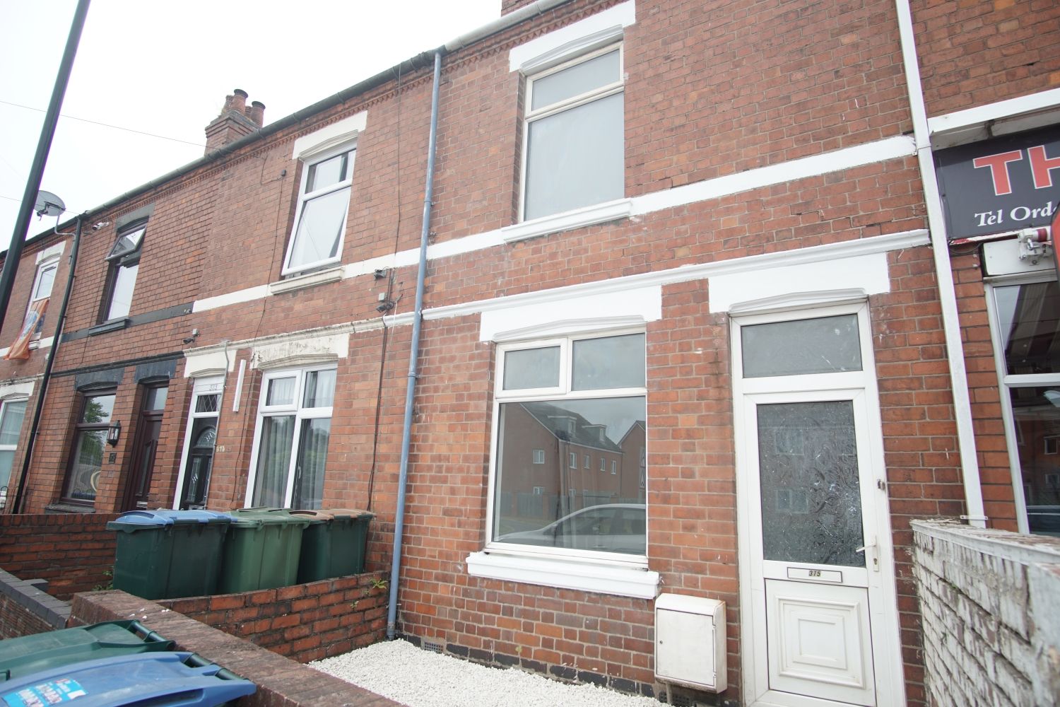 3 bed terraced house for sale in Old Church Road, Little Heath