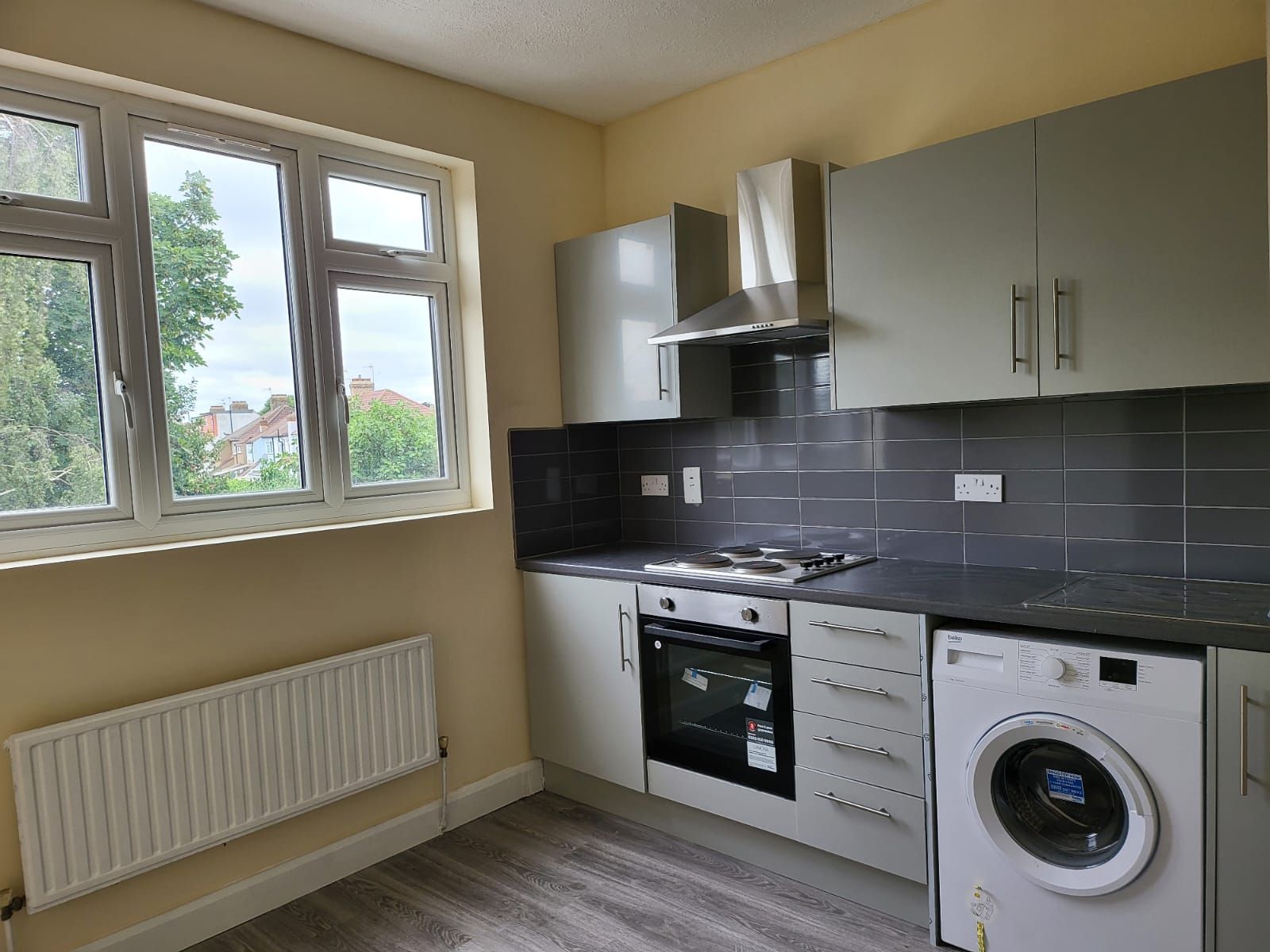 2 bed flat to rent in Westerham Avenue, London N9 Zoopla
