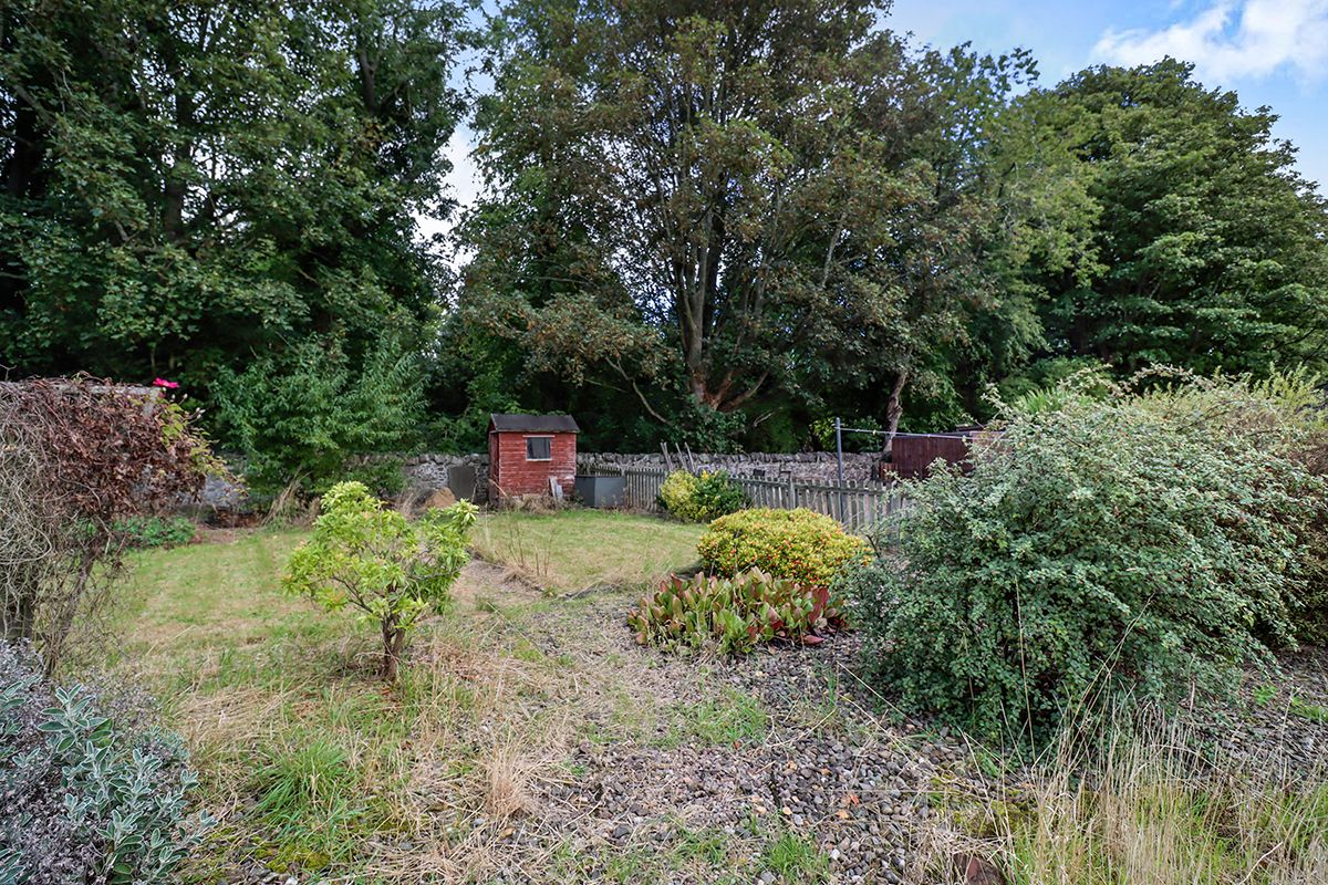 2 bed flat for sale in Glebe Park, Strathmiglo, Cupar, Fife KY14 Zoopla