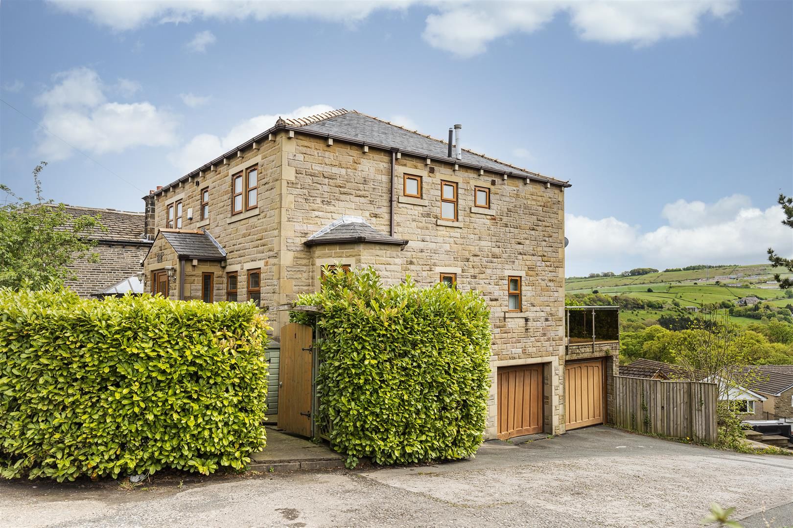 4 bed detached house for sale in The Carriage Drive, Holywell Green