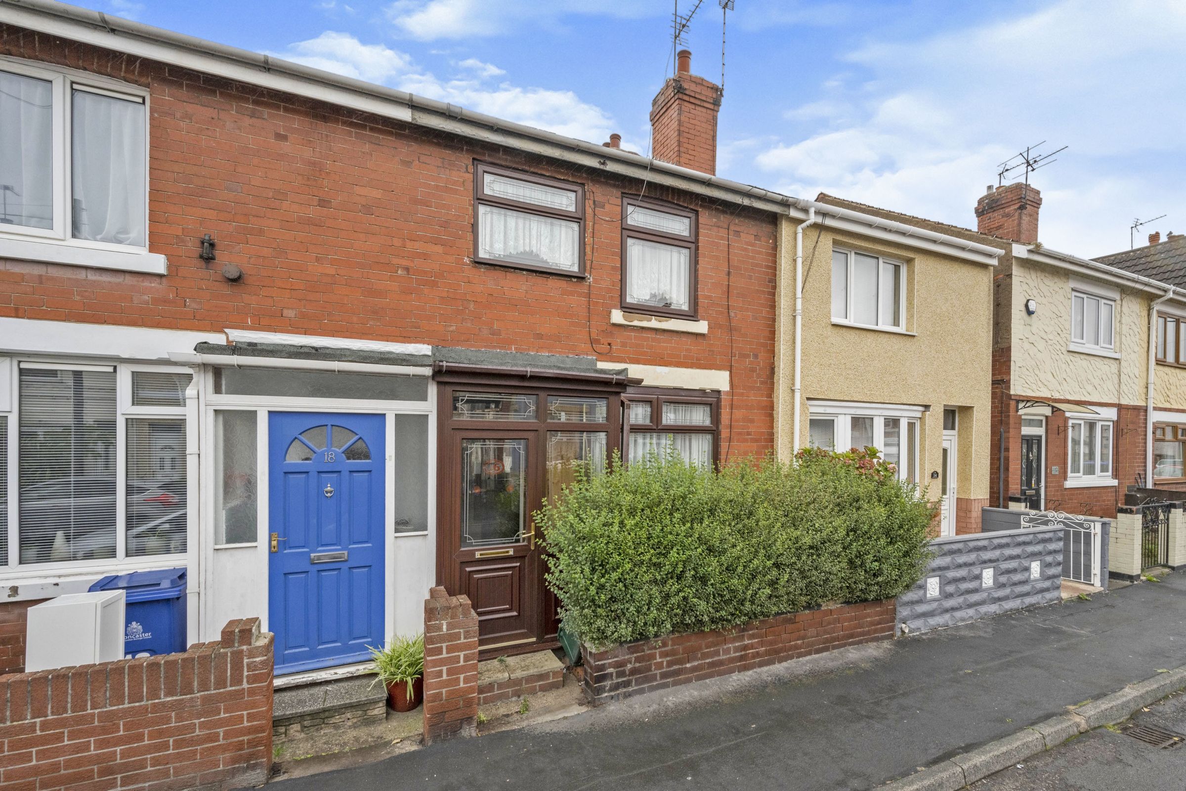 3 bed terraced house for sale in Queens Road, Askern, Doncaster DN6