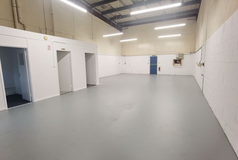 Industrial to let in Blenheim Close, Pysons Road Industrial Estate
