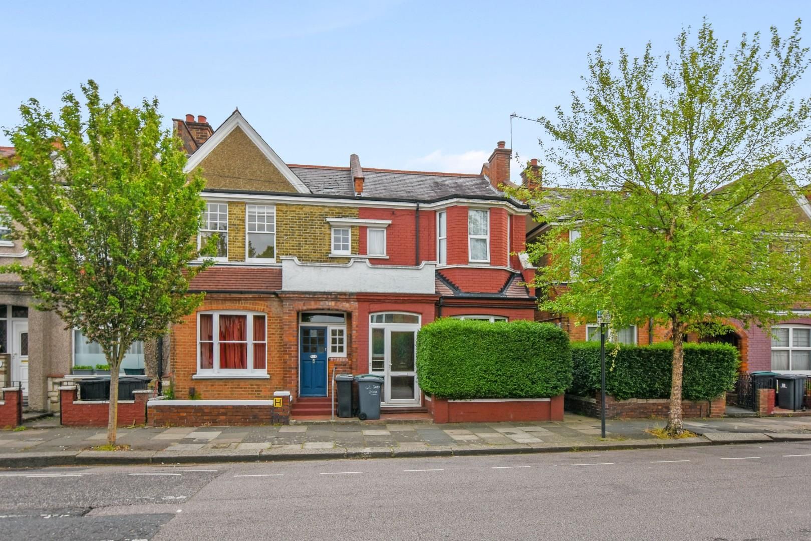 Mark Road London N22  