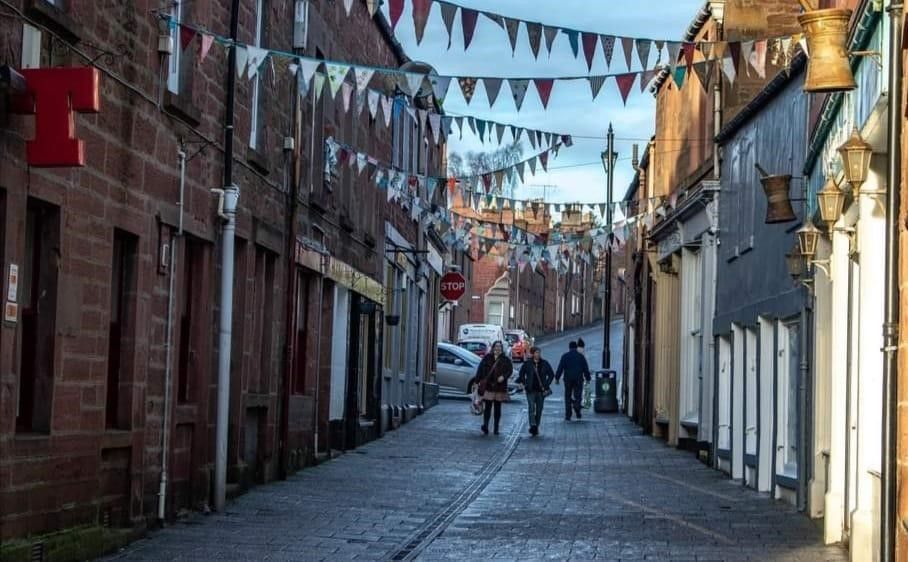 4 bed flat for sale in Glengate, Kirriemuir DD8 Zoopla