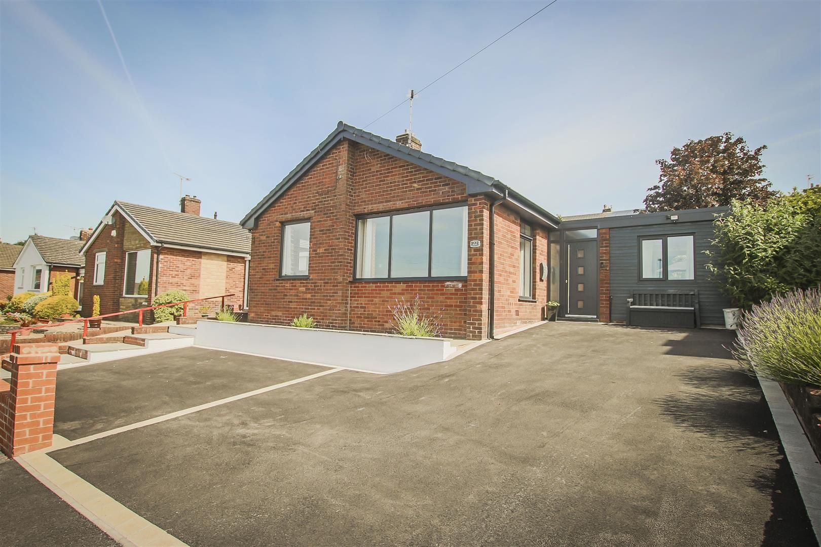 3 bed bungalow for sale in Knowsley Road West, Clayton Le Dale