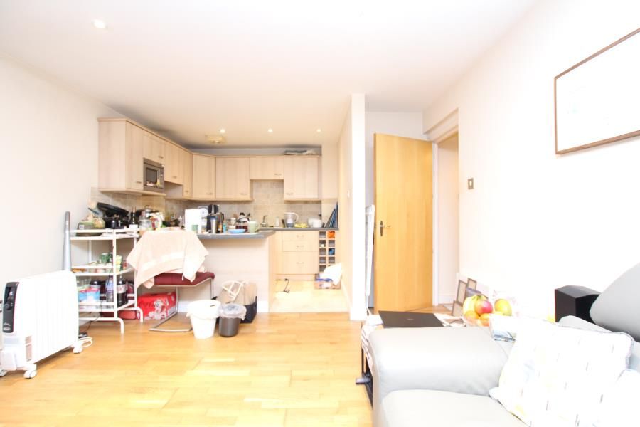 1 bed flat to rent in Redcliff Backs, Redcliffe, Bristol BS1 Zoopla