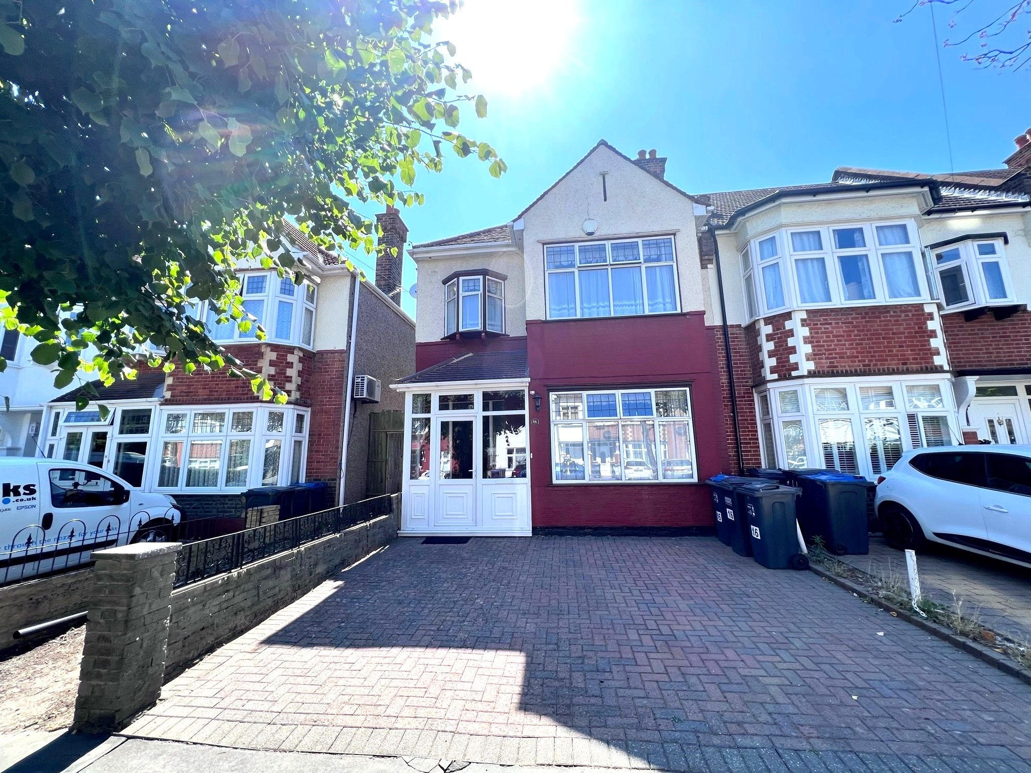 3 bed terraced house to rent in Shirley Park Road, Croydon