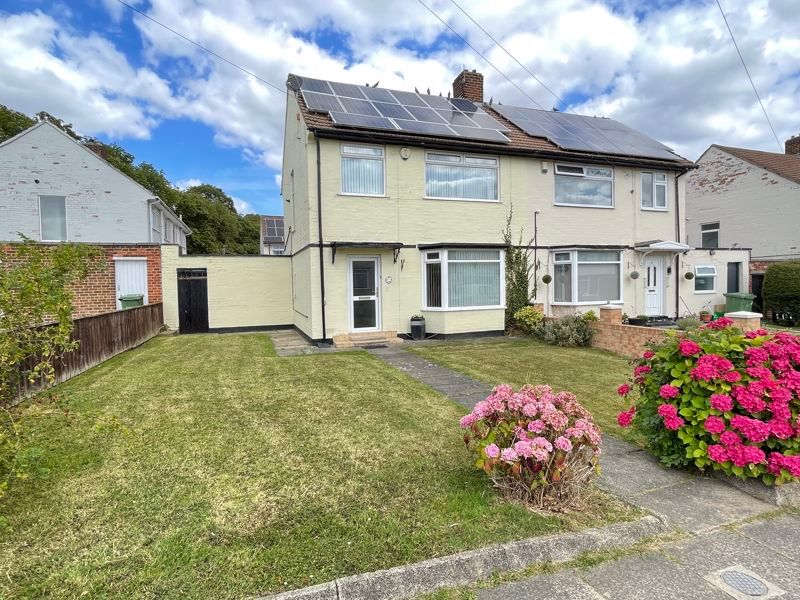 3 bed semidetached house for sale in Runnymede Close, Roseworth