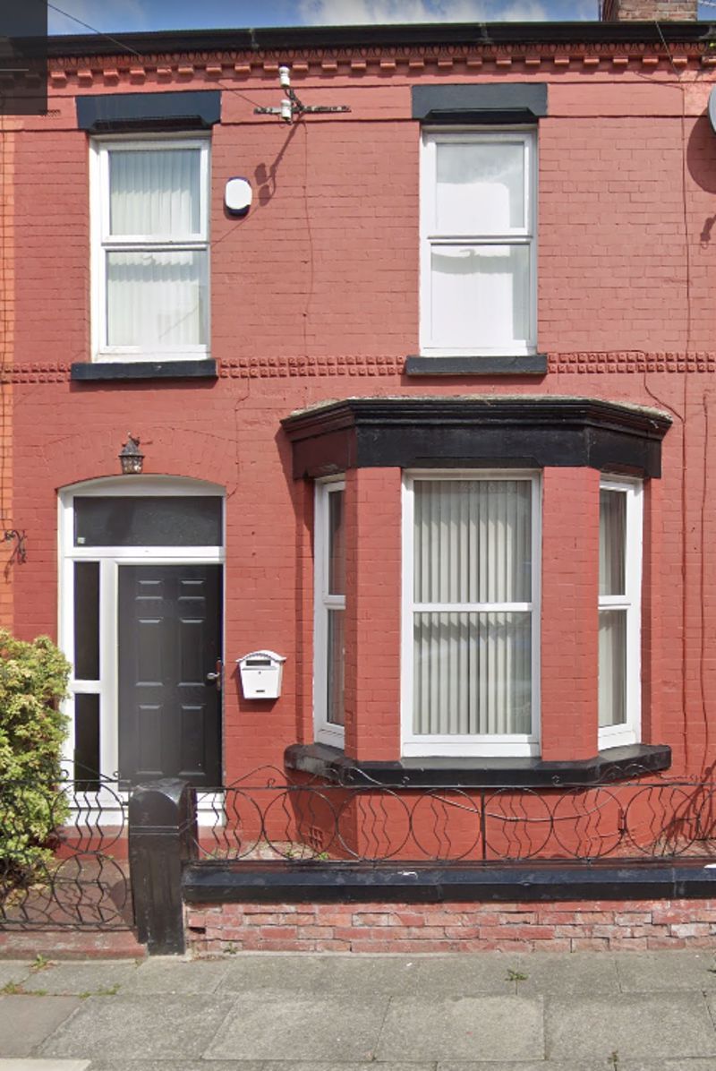 4 bed property to rent in Newborough Avenue, Mossley Hill, Liverpool