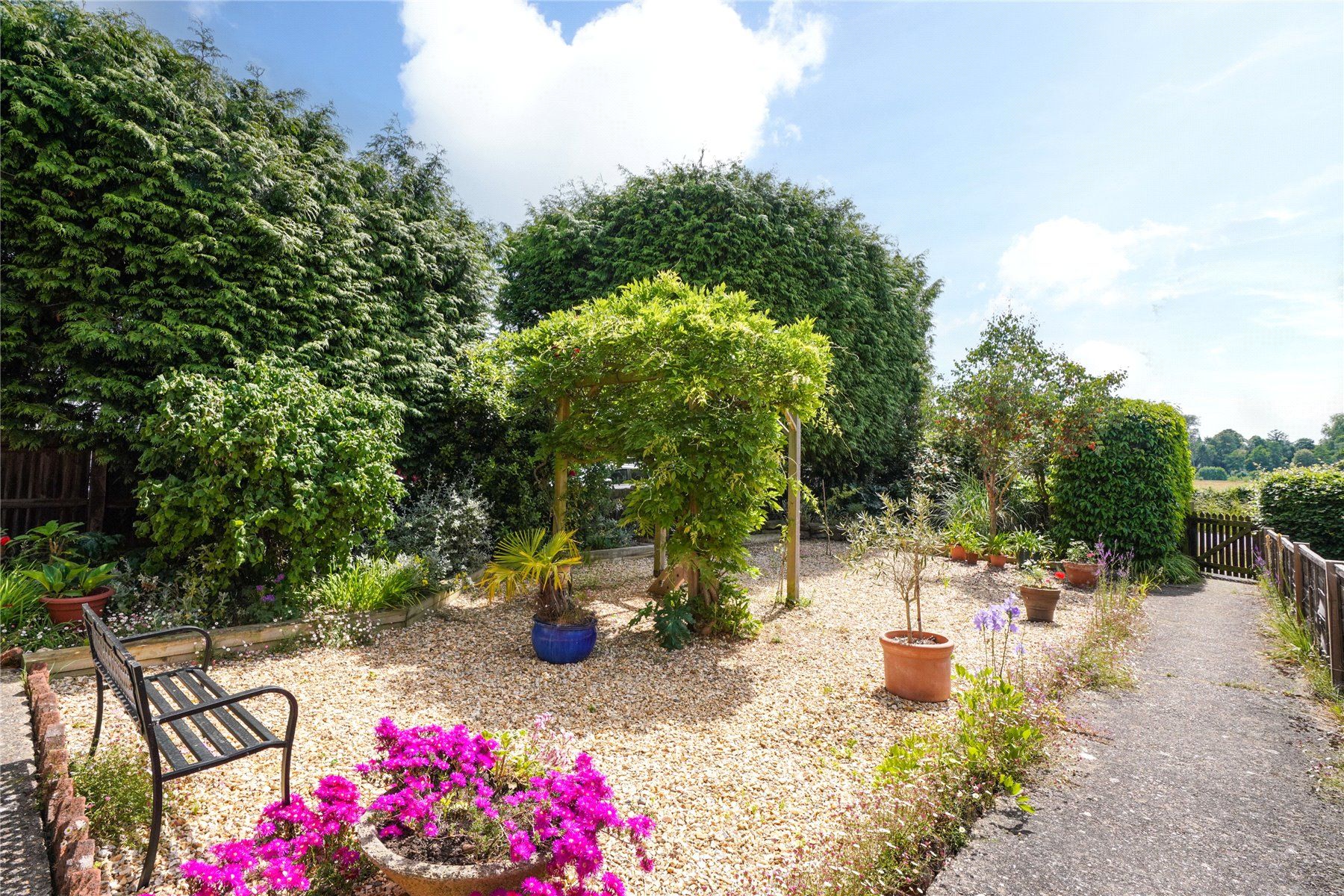 4 bed semidetached house for sale in Tilt Road, Cobham KT11 Zoopla