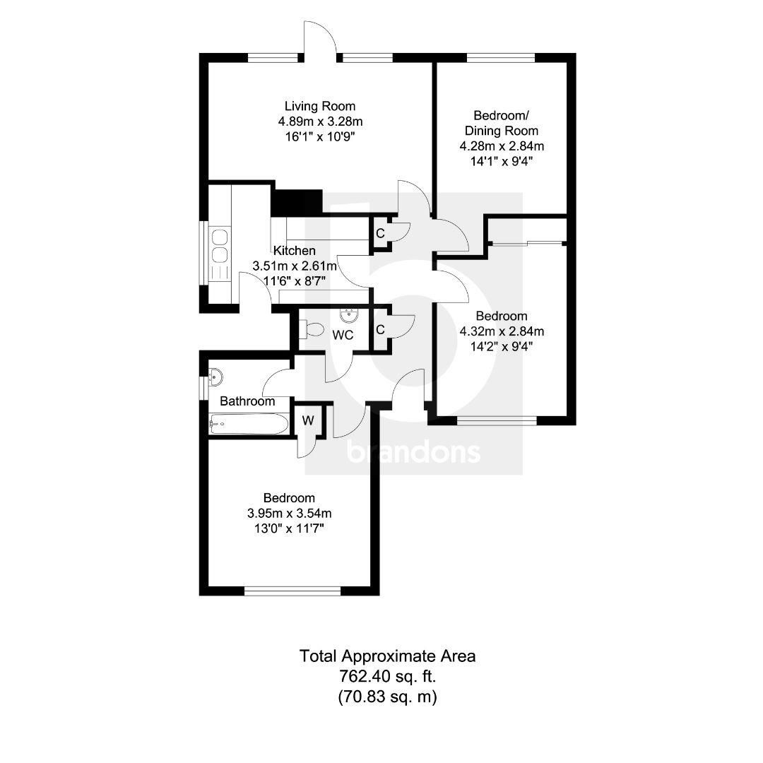 3 bed semidetached bungalow for sale in Hillside Close, Knaphill