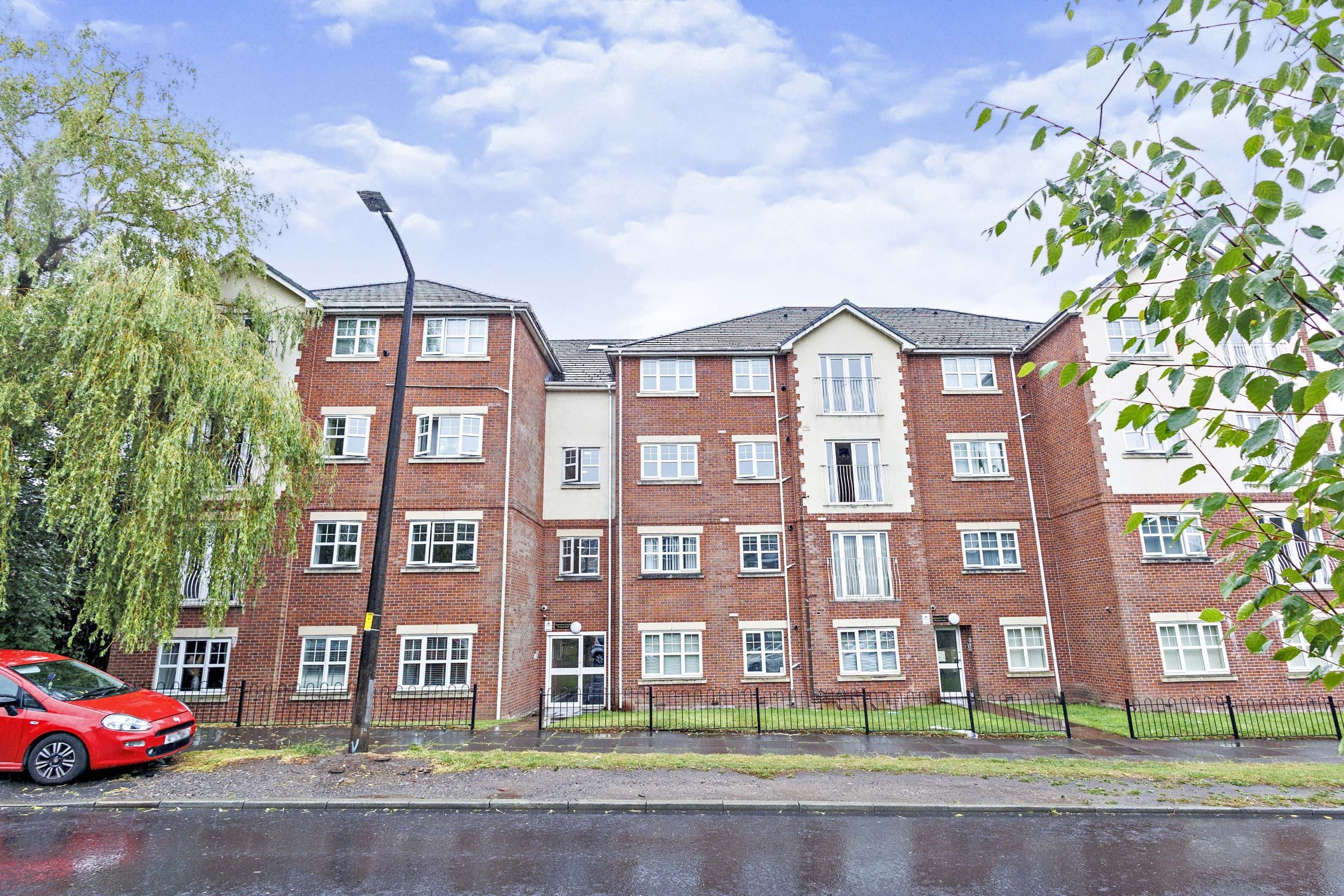 2 bed flat for sale in Wordsworth Road, Denton, Manchester M34 Zoopla