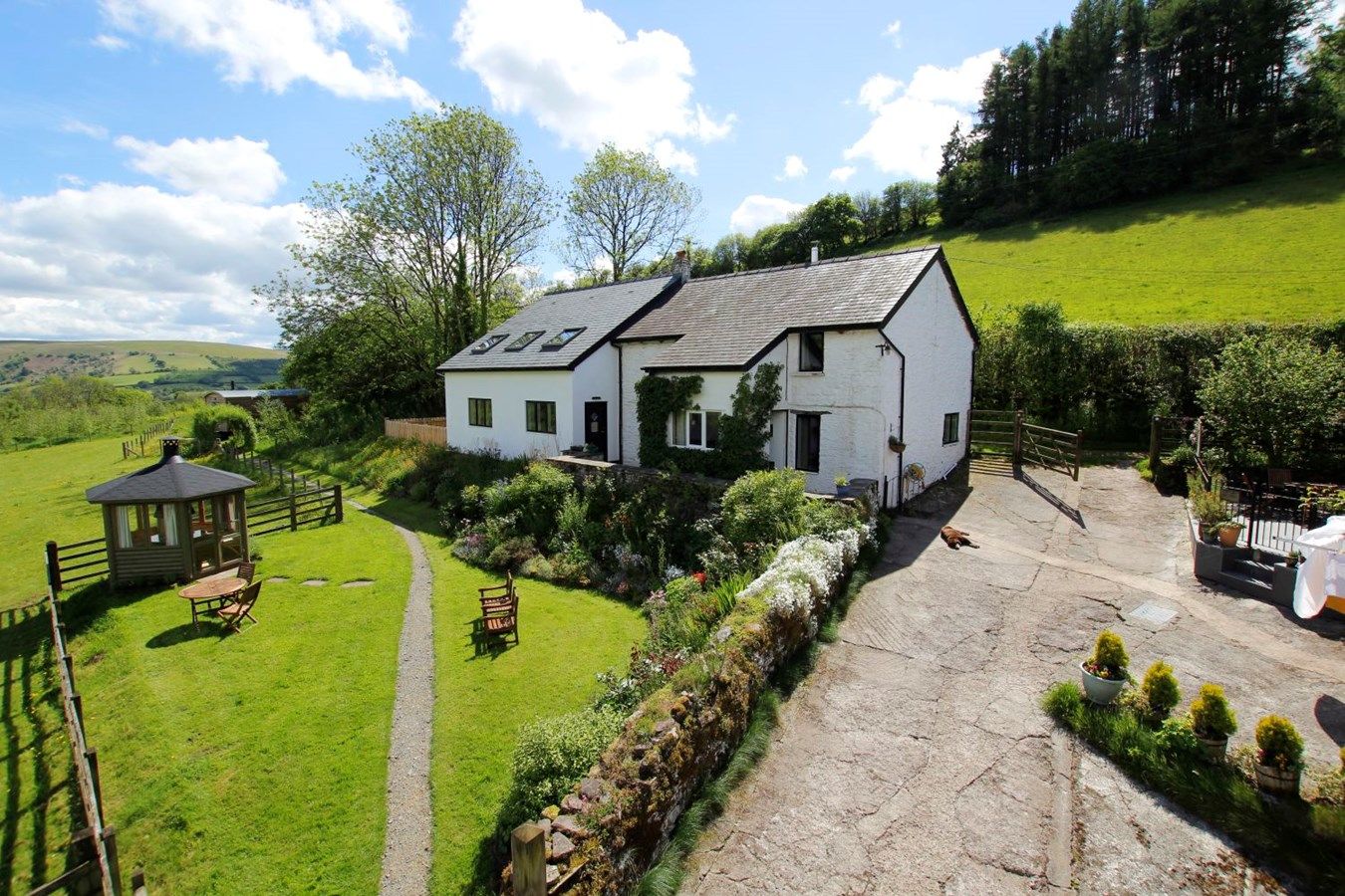 6 bed detached house for sale in Sennybridge, Brecon LD3 Zoopla