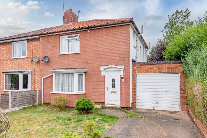 3 bed semidetached house for sale in King Edward Avenue, Sidemoor