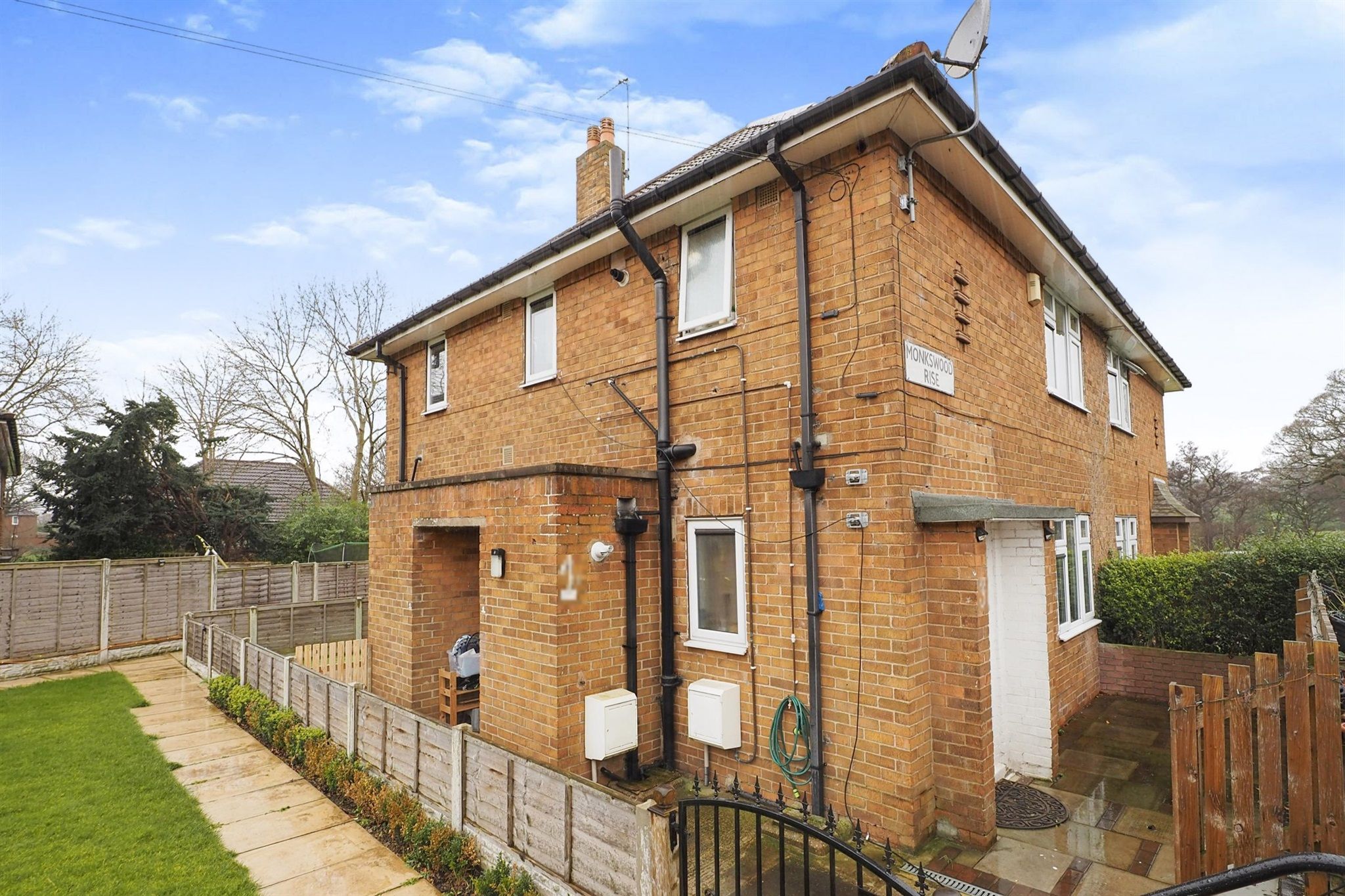 1 bed flat for sale in Monkswood Rise, Leeds LS14 Zoopla