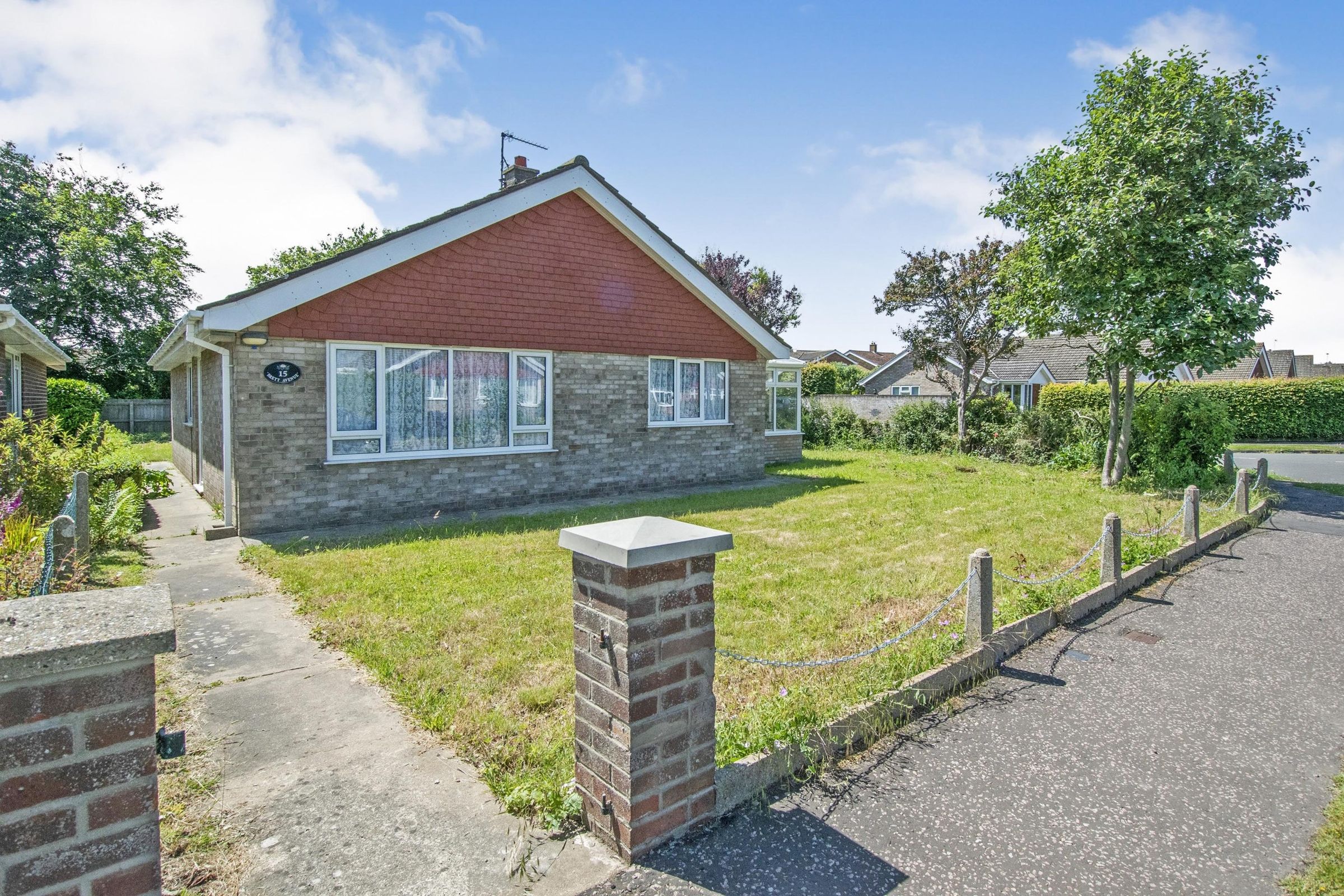 3 bed bungalow to rent in Brett Avenue, Gorleston NR31 Zoopla