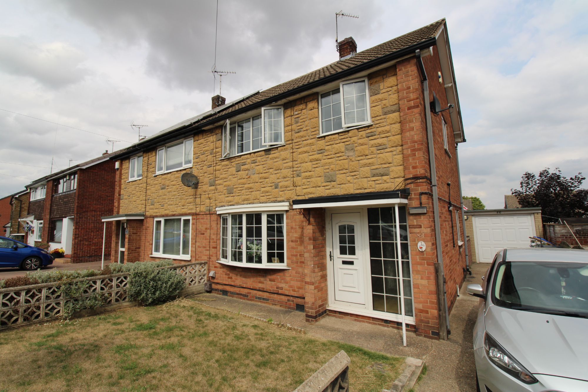 3 bed semidetached house for sale in Cheriton Avenue, AdwickLeStreet