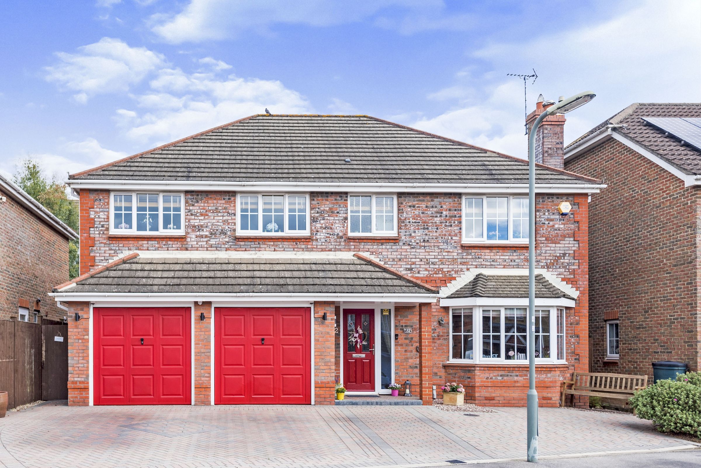 5 bed detached house for sale in Bronze Close, Basingstoke RG22 Zoopla