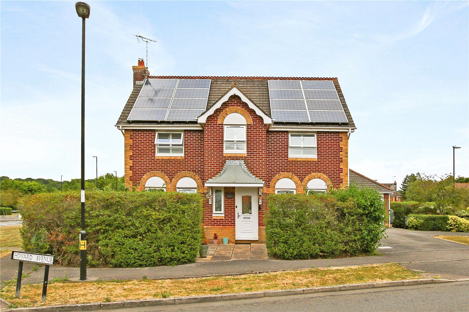 4 bed detached house for sale in Howard Avenue, Burgess Hill, West