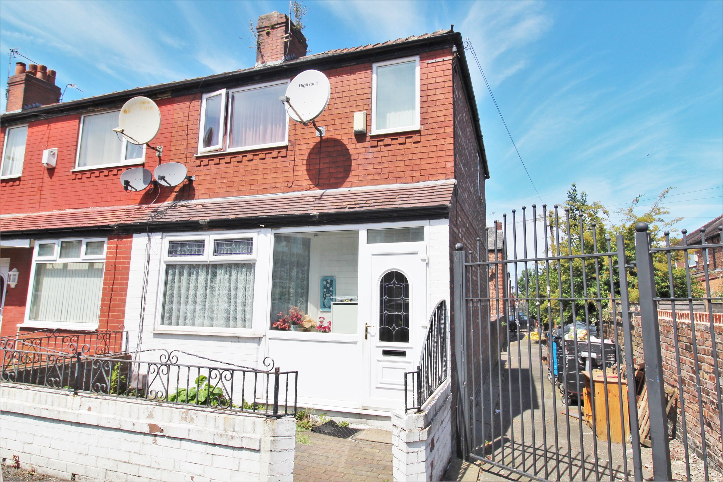 2 bed end terrace house for sale in Hollins Grove, Longsight
