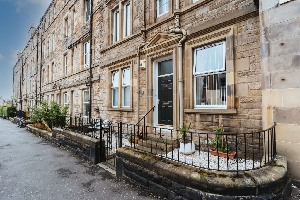 33 Halmyre Street, Leith, Edinburgh EH6  