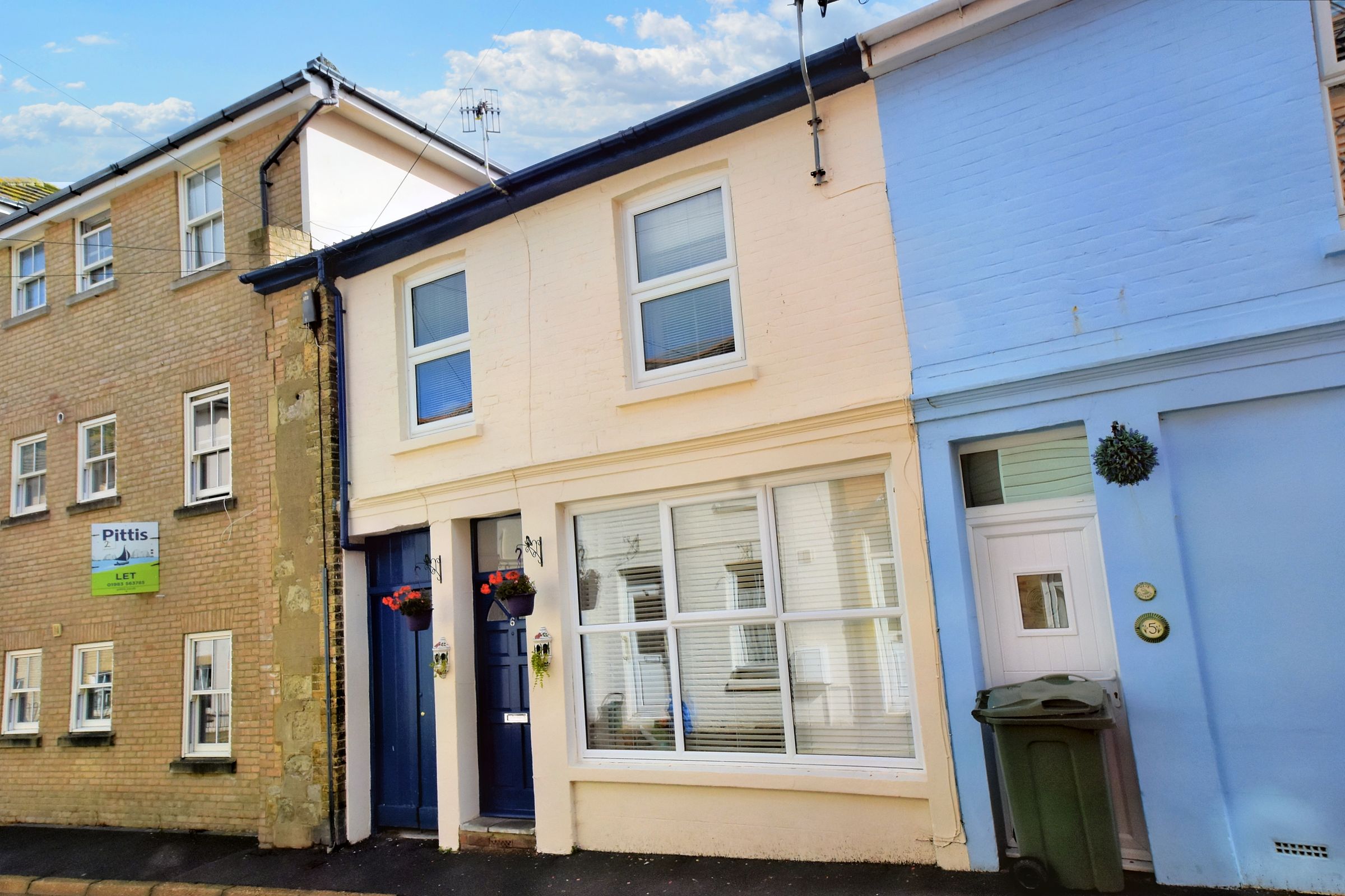3 bed terraced house to rent in Market Street, Ventnor PO38 Zoopla
