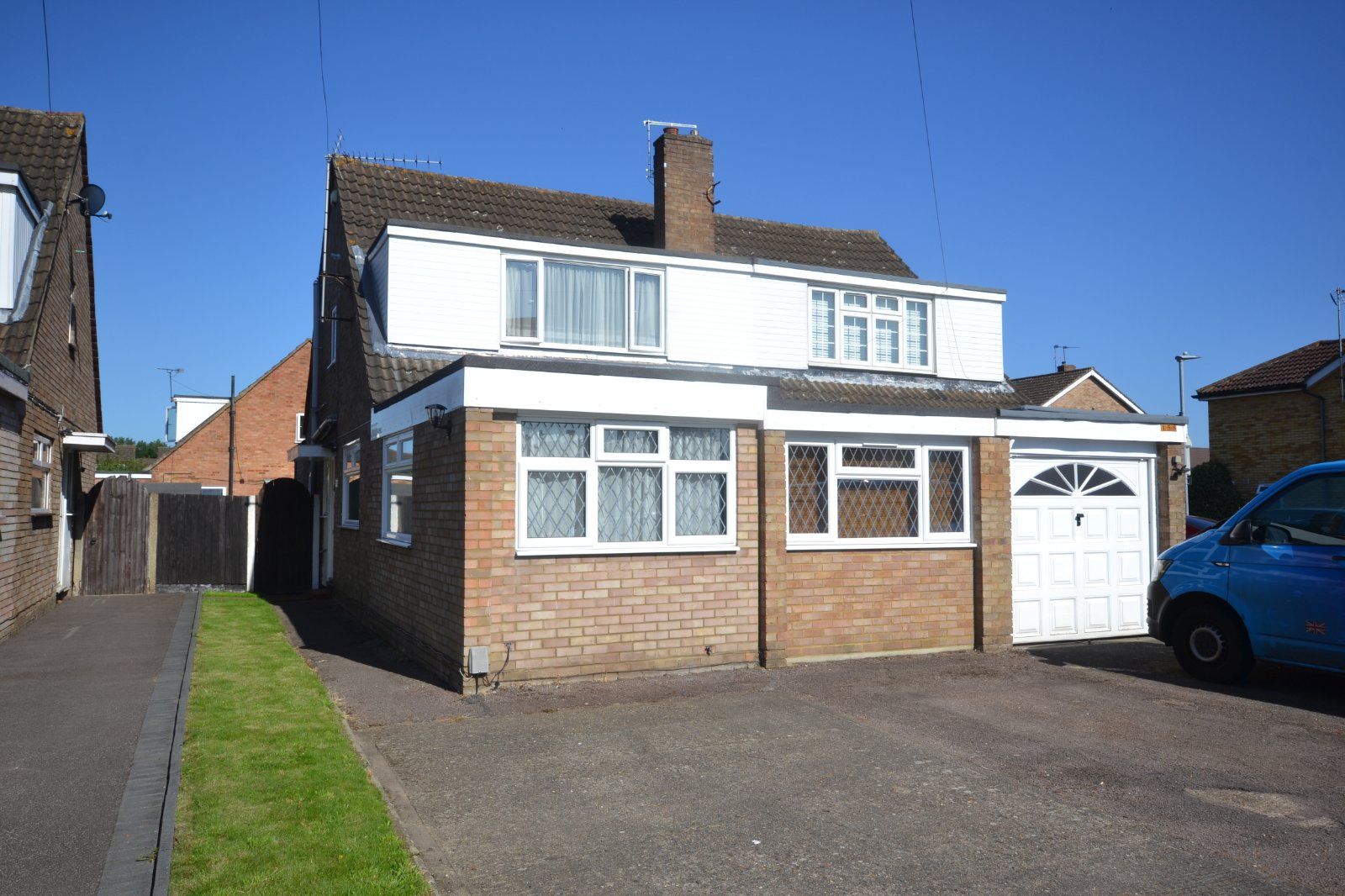 3 bed semidetached house for sale in Russells Ride, Cheshunt, Waltham