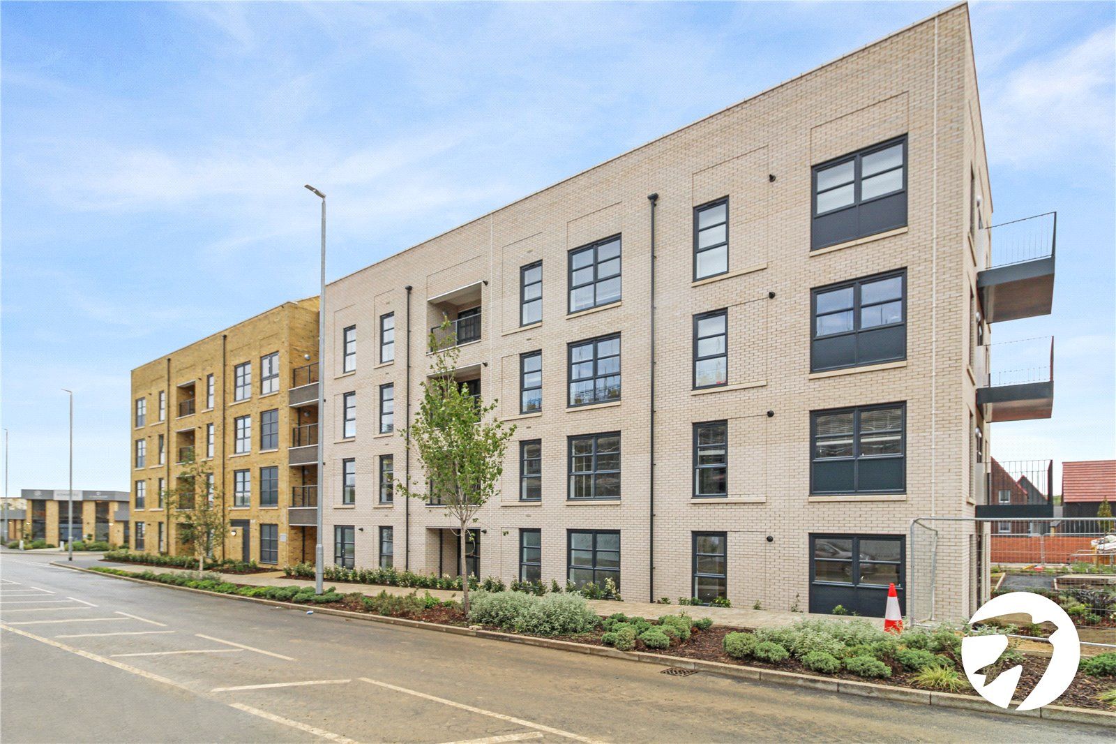 2 bed flat to rent in Eastern Avenue, Western Cross, Ebbsfleet Valley