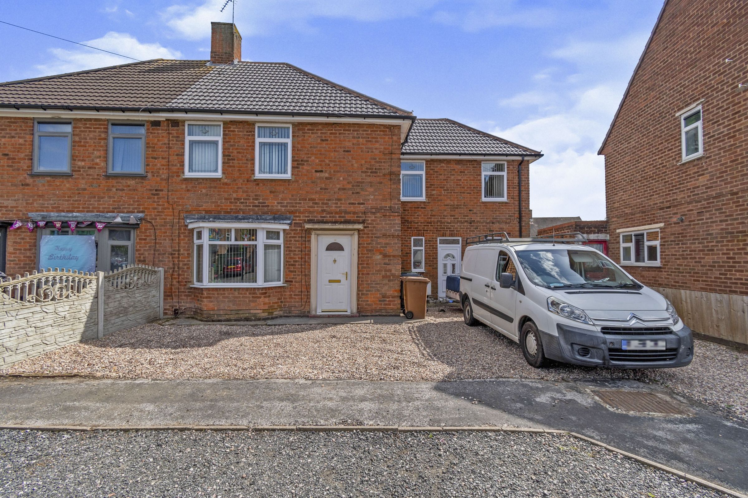 4 bed semidetached house for sale in Heath Road, Willenhall WV12 Zoopla