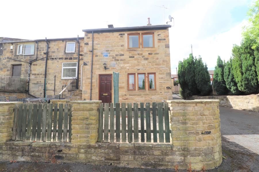 2 bed property to rent in Well Street, Farsley, Leeds LS28 Zoopla