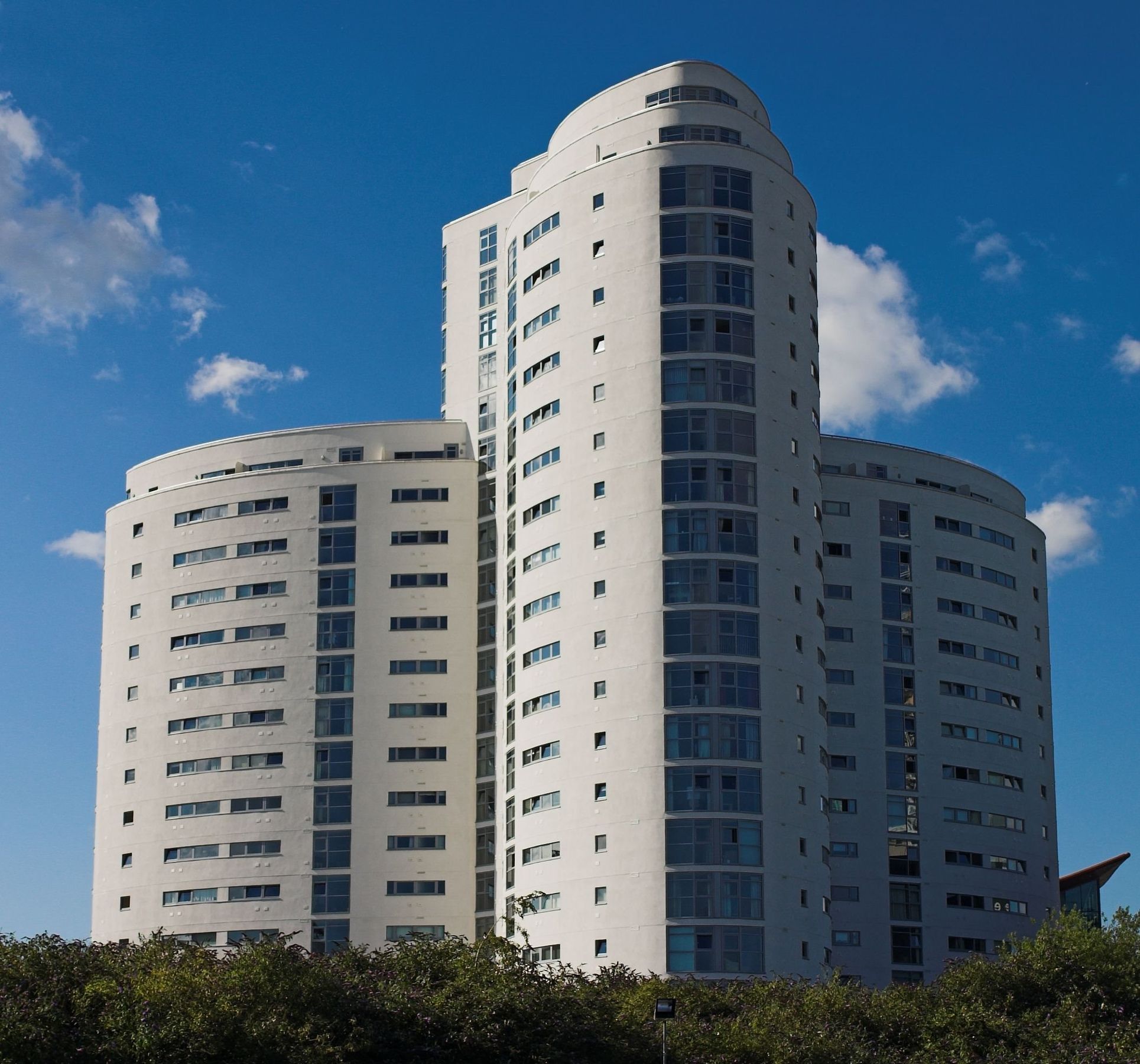 2 bed flat to rent in Altolusso, Bute Terrace, Cardiff CF10 Zoopla