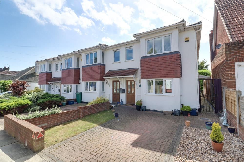 3 bed end terrace house for sale in Flemming Avenue, LeighOnSea SS9