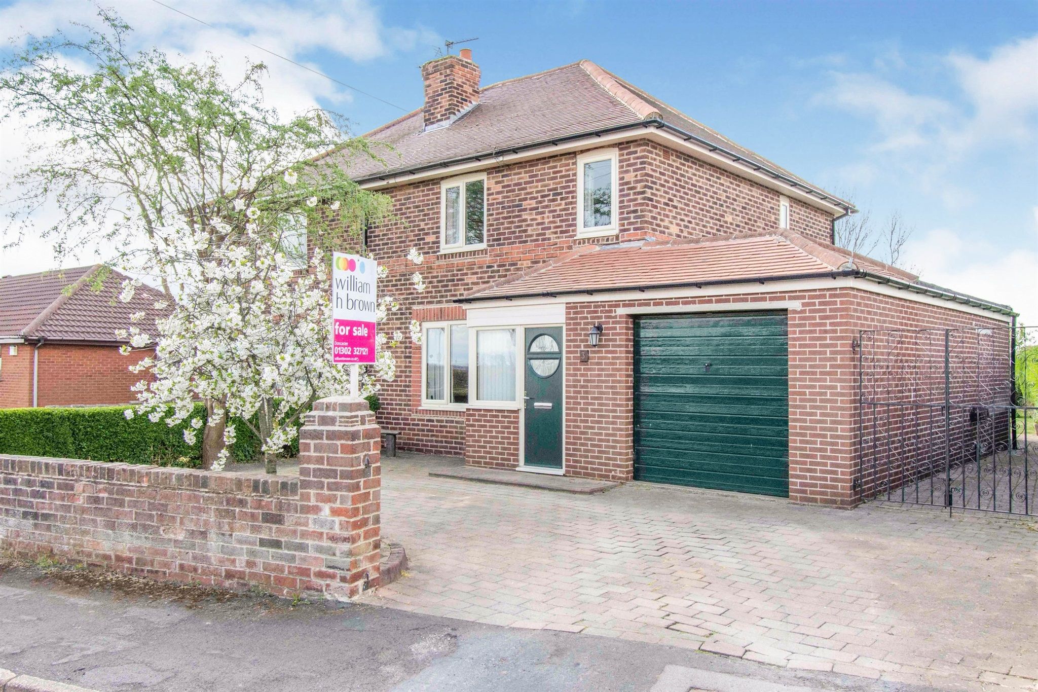3 bed semidetached house for sale in Town View Avenue, Scawsby